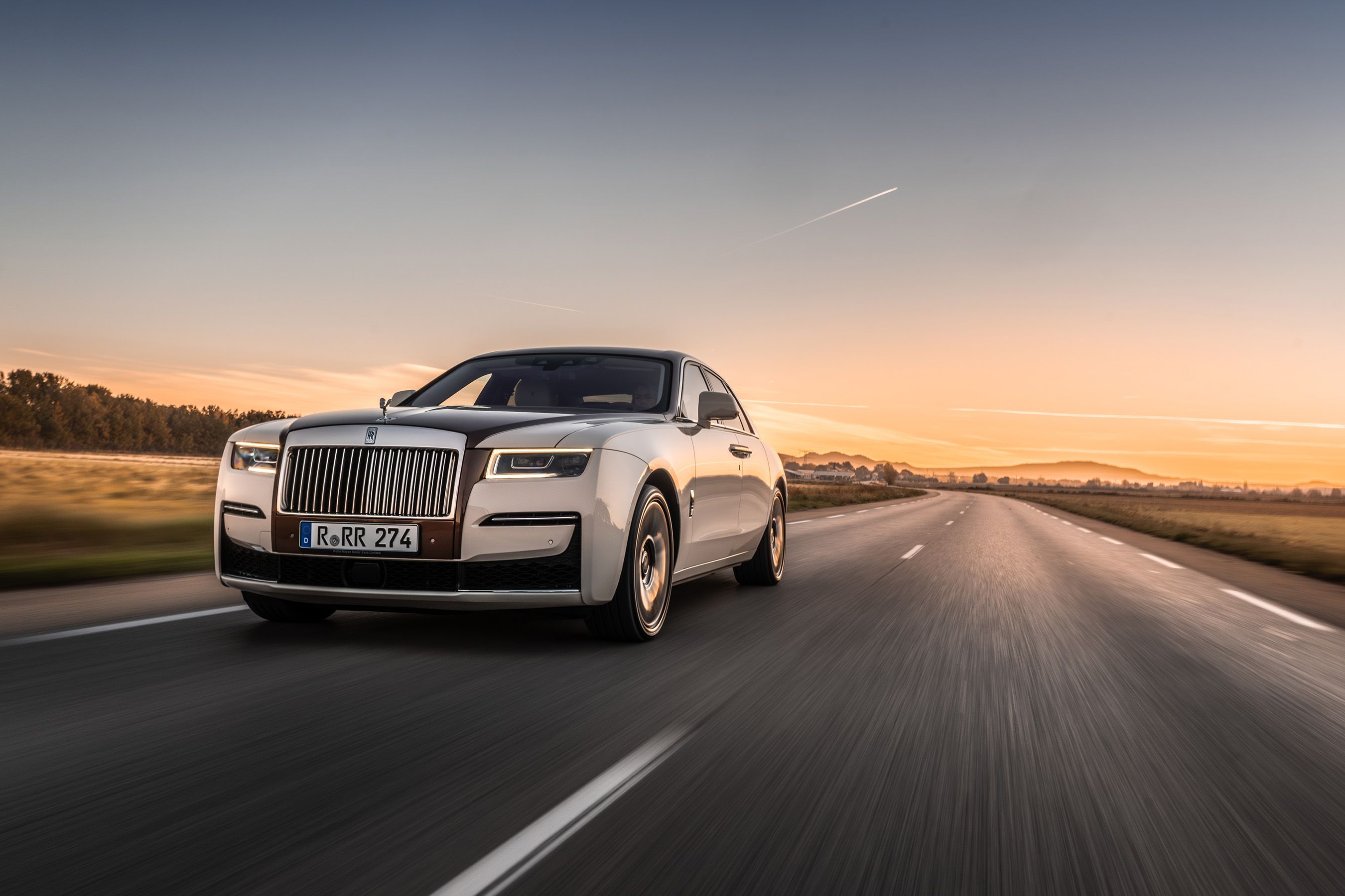 Review: The Rolls Royce Ghost Leaves