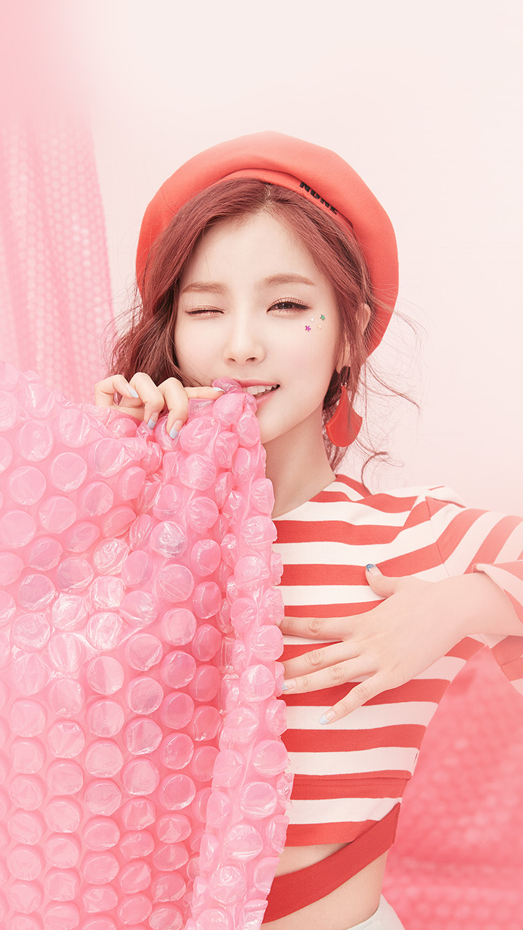 wallpaper. pink asian girl cute kpop
