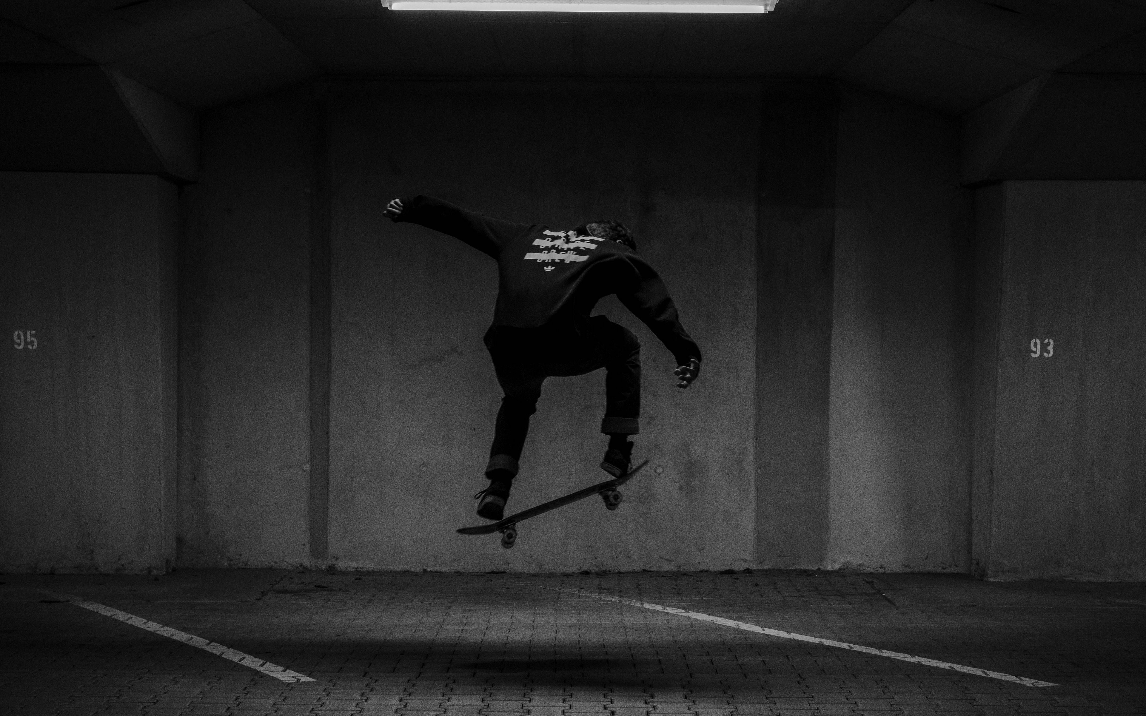 Download wallpaper 3840x2400 skateboard