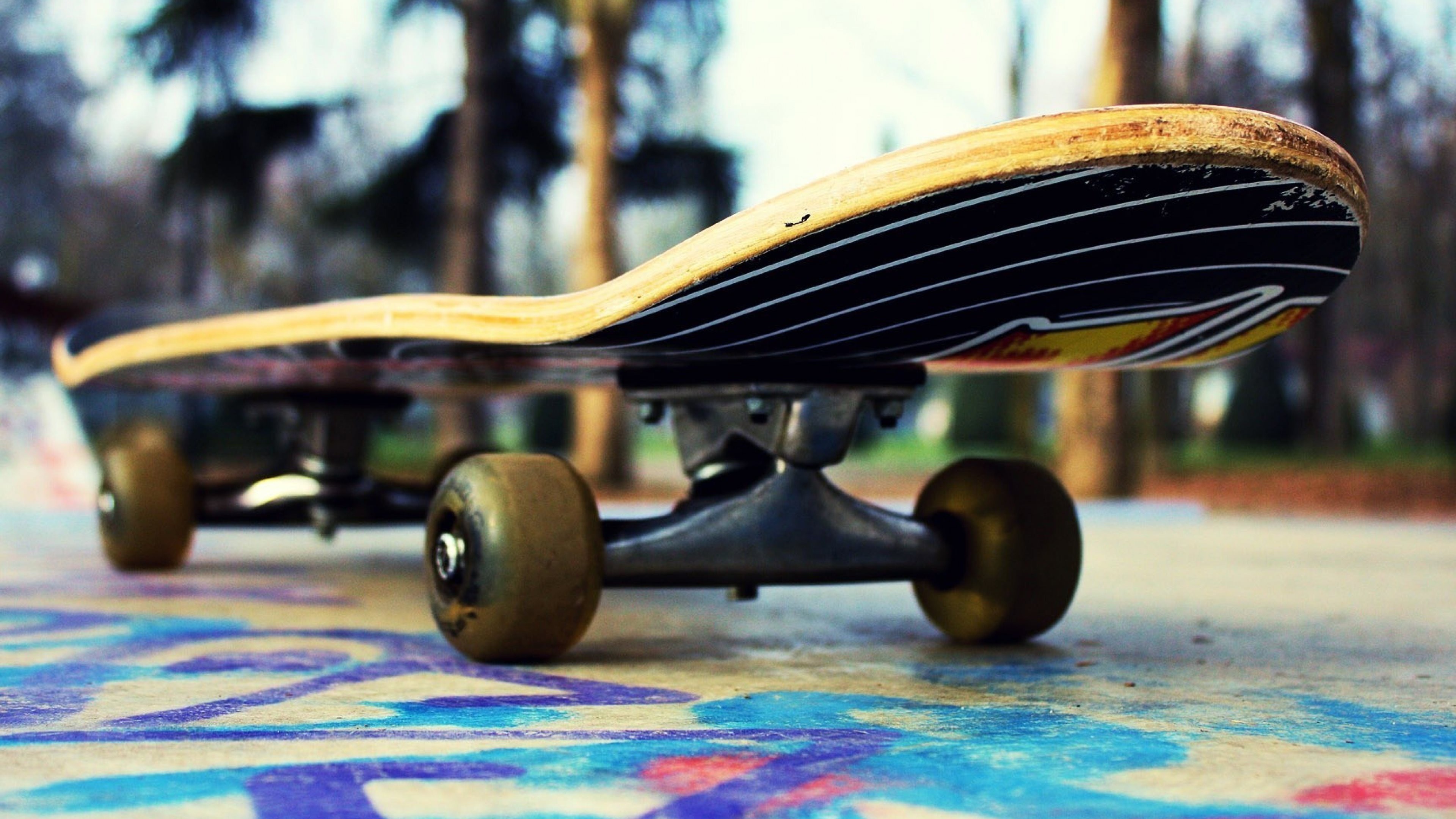Extreme Sport Skateboard Close Up 4K