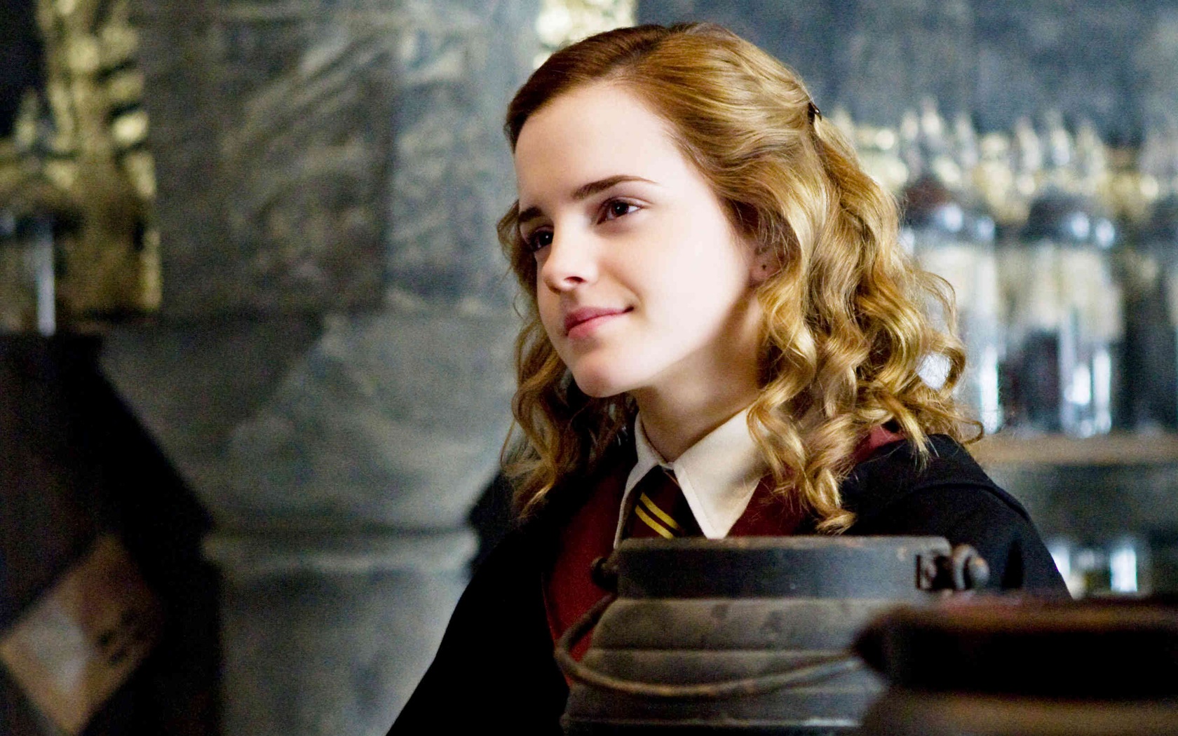 Hermione Granger Blood Prince HD Wallpaperx1050