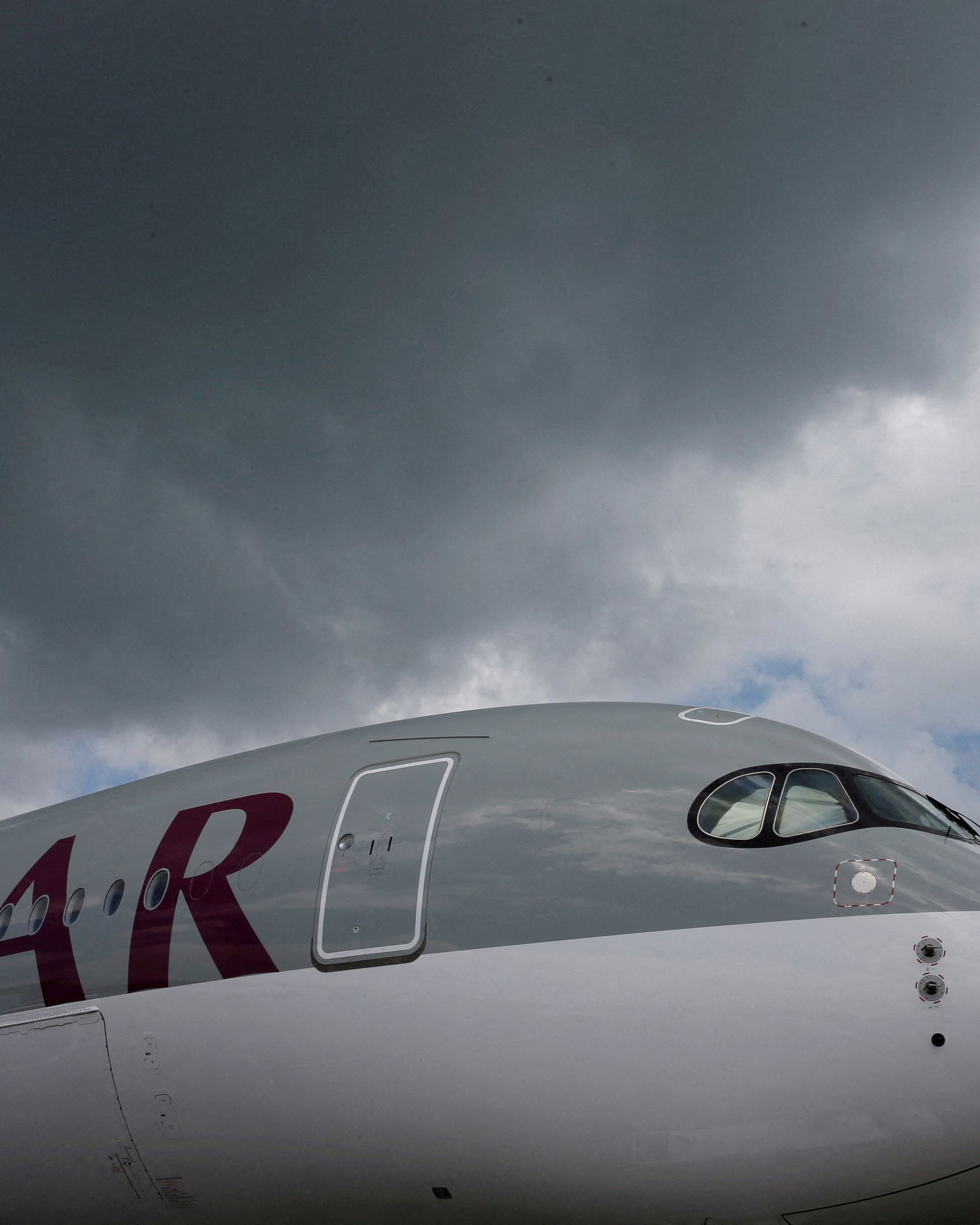 Airbus cancels third A350 as Qatar