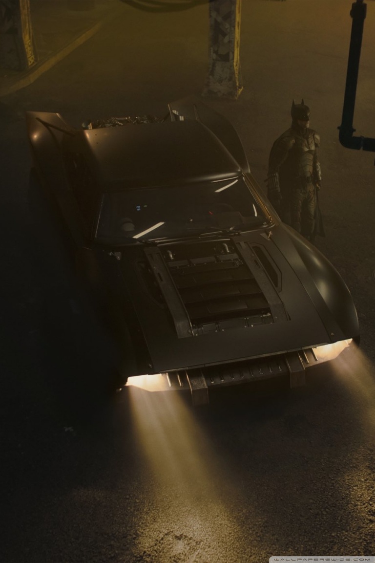 Batmobile Ultra HD Desktop Background