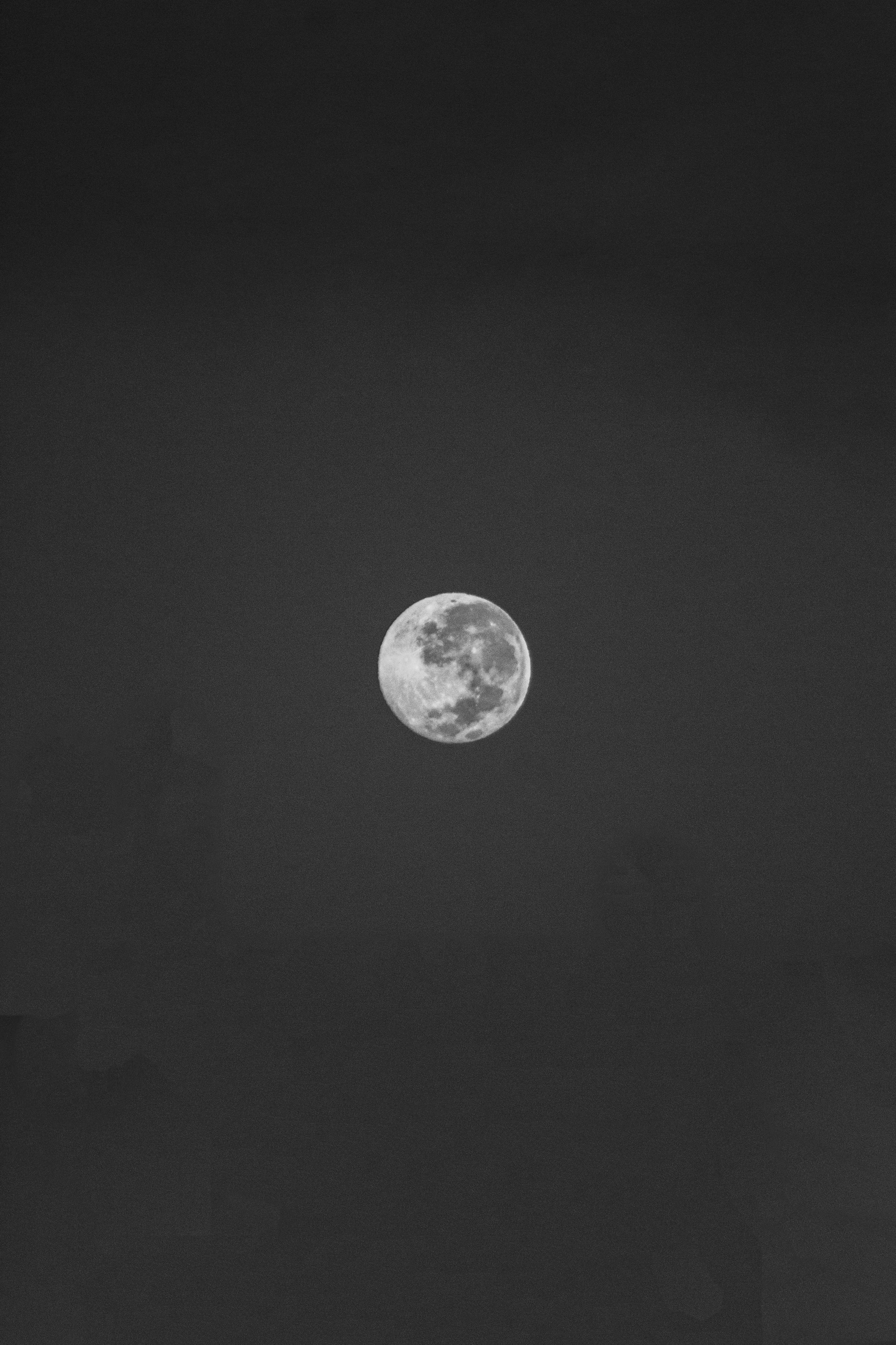 Full Moon in Black Background · Free