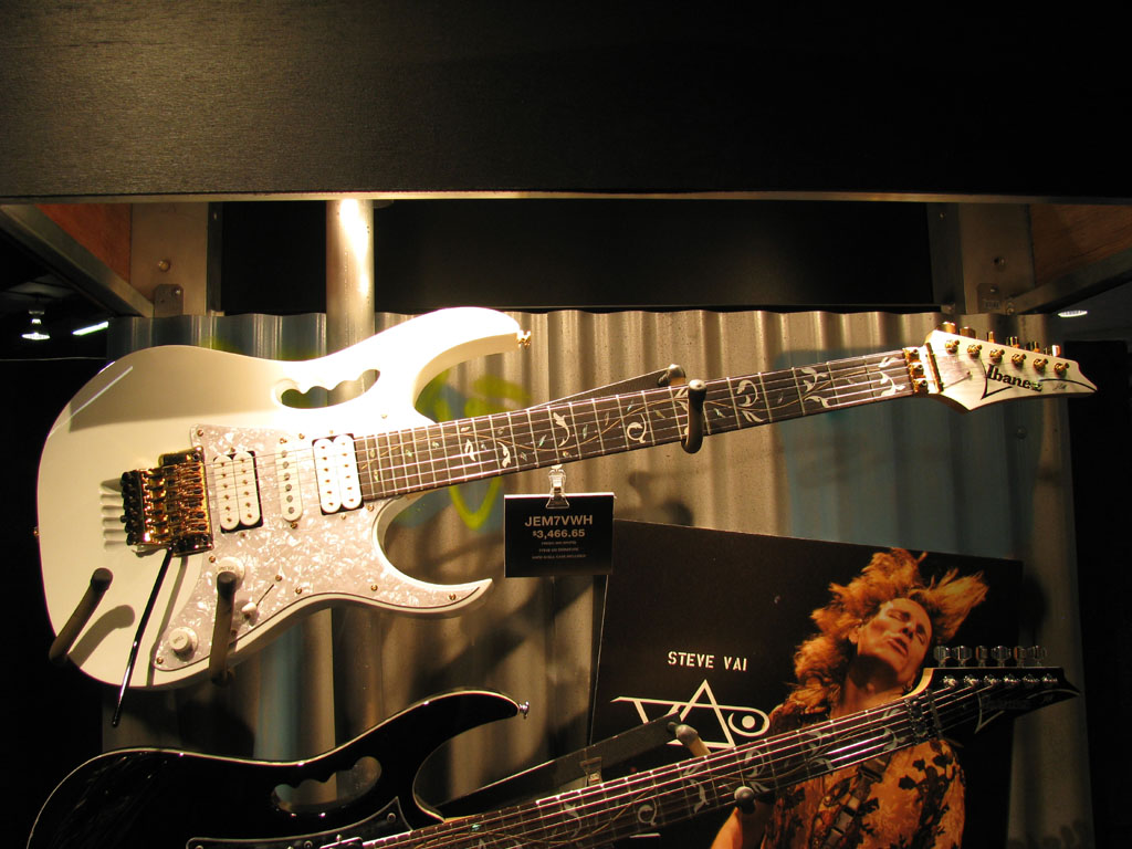 IBANEZ RULES!! NAMM 2010 JEM UV JS