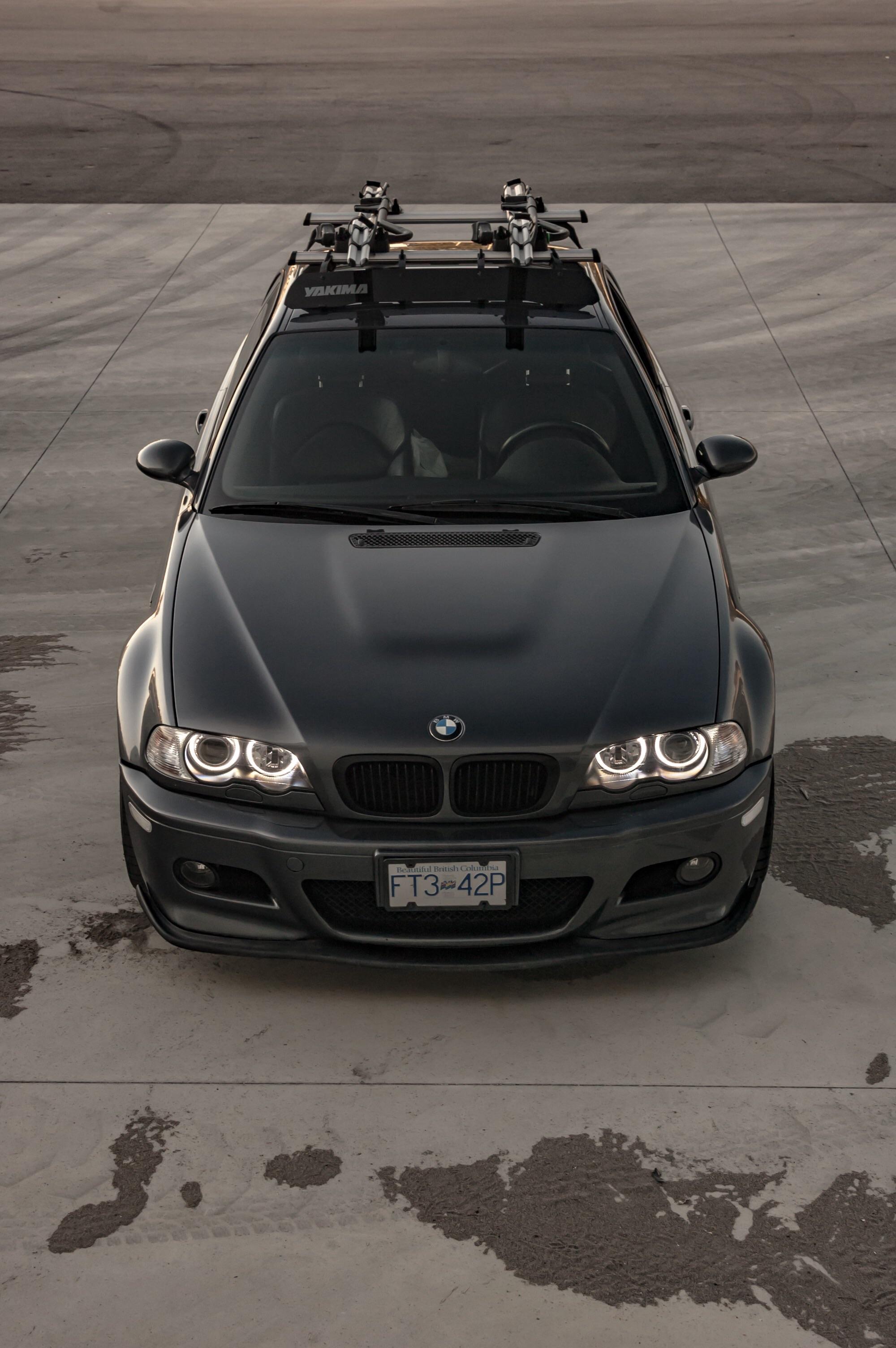 Needed a new phone wallpaper. My E46 M3