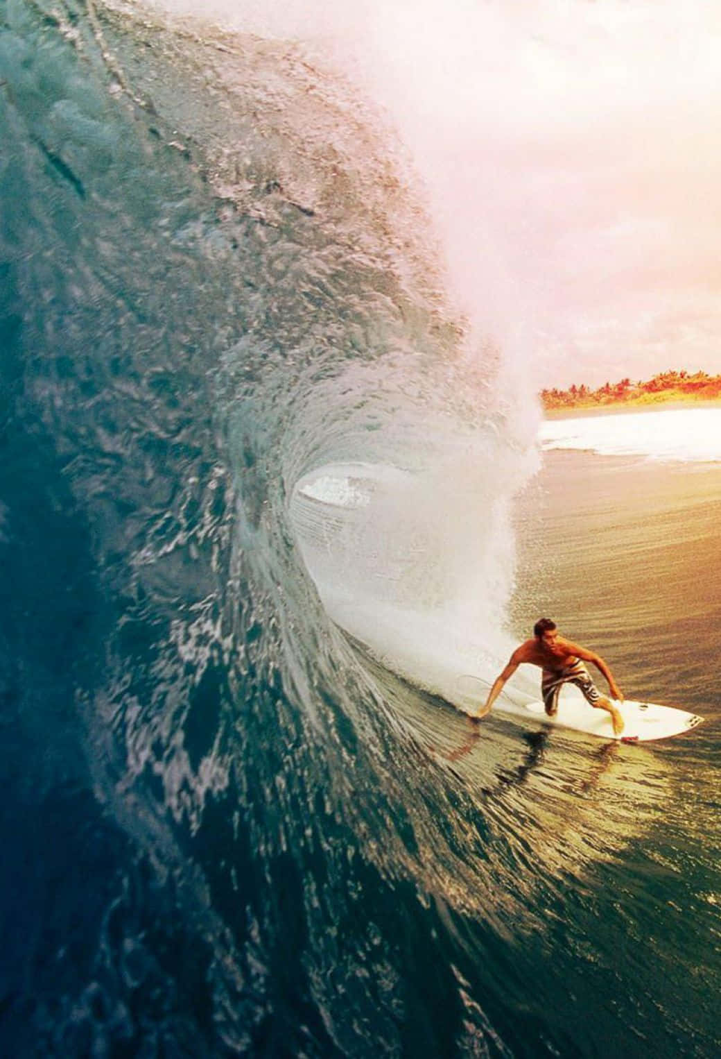 iPhone and the best surfing spots