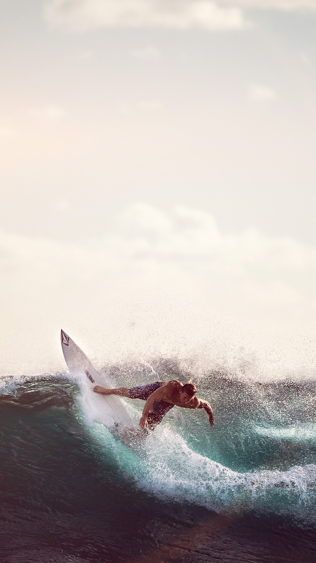 Sea Wave Sports Summer Man Flare