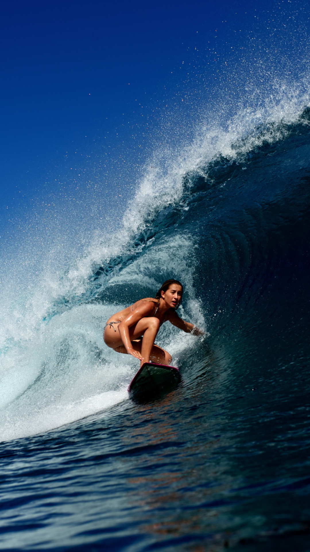 Big Wave Surfing Girl Wallpaper