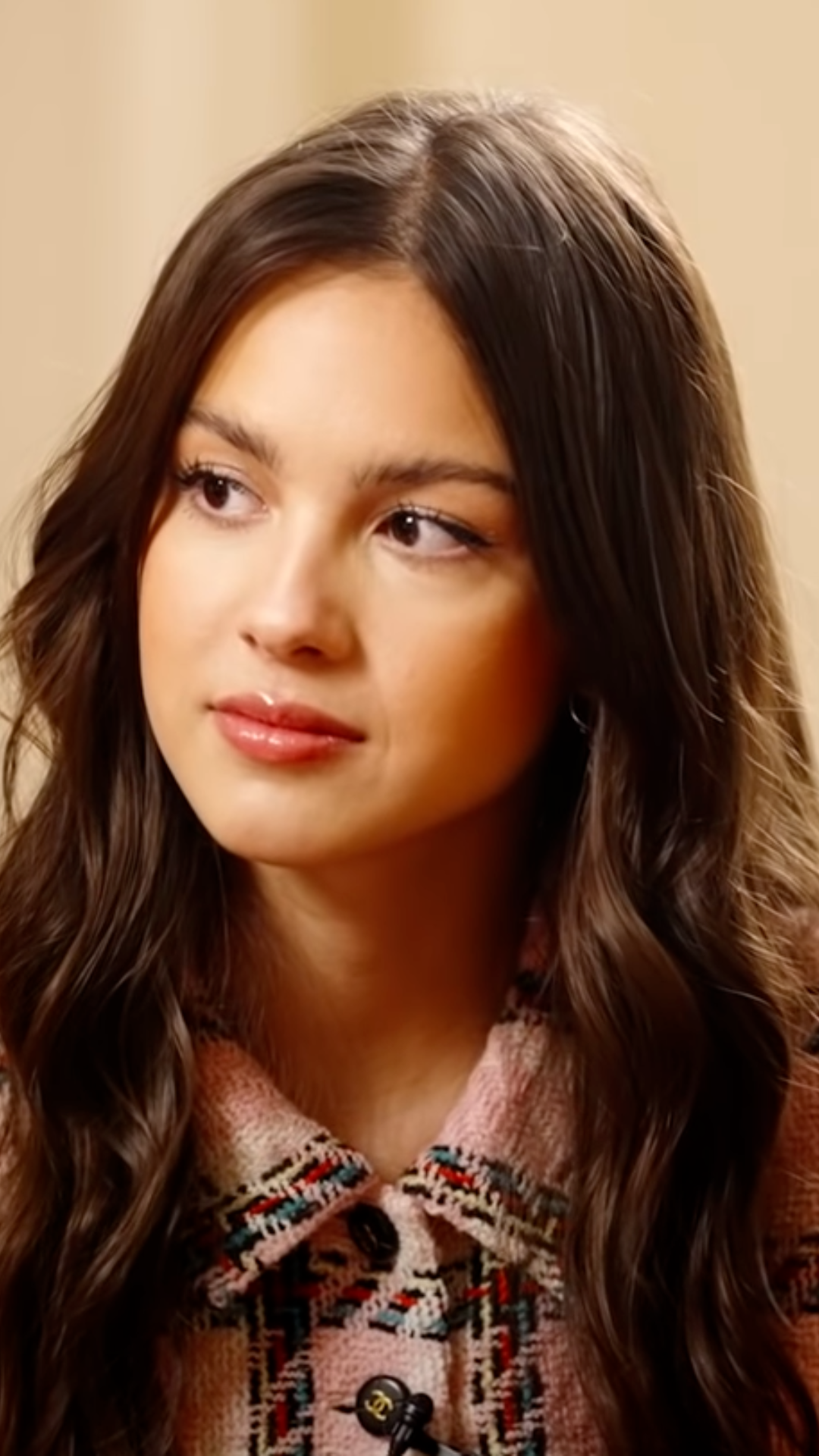 Olivia Rodrigo Wallpaper