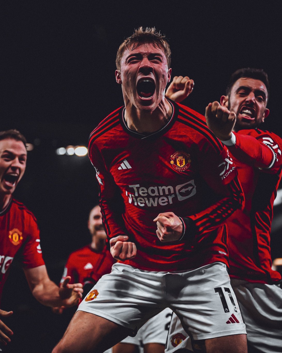 Rasmus Hojlund wins Manchester United