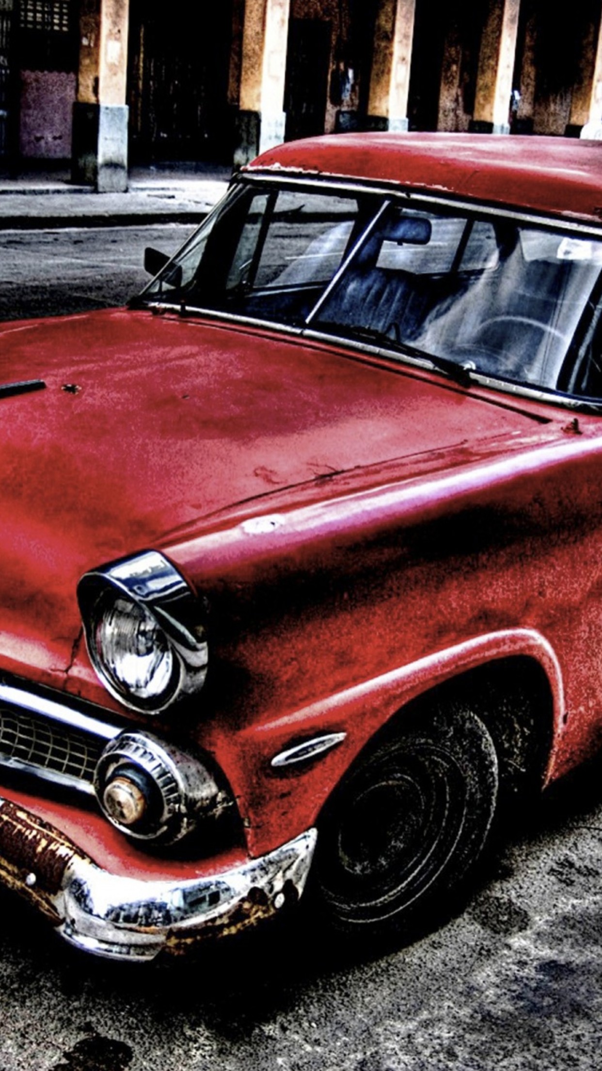 Old Car Red Wallpaper for iPhone 11