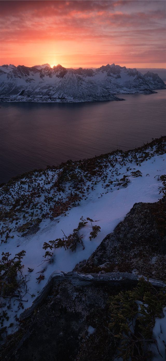 On the edge iPhone X wallpaper #sunset