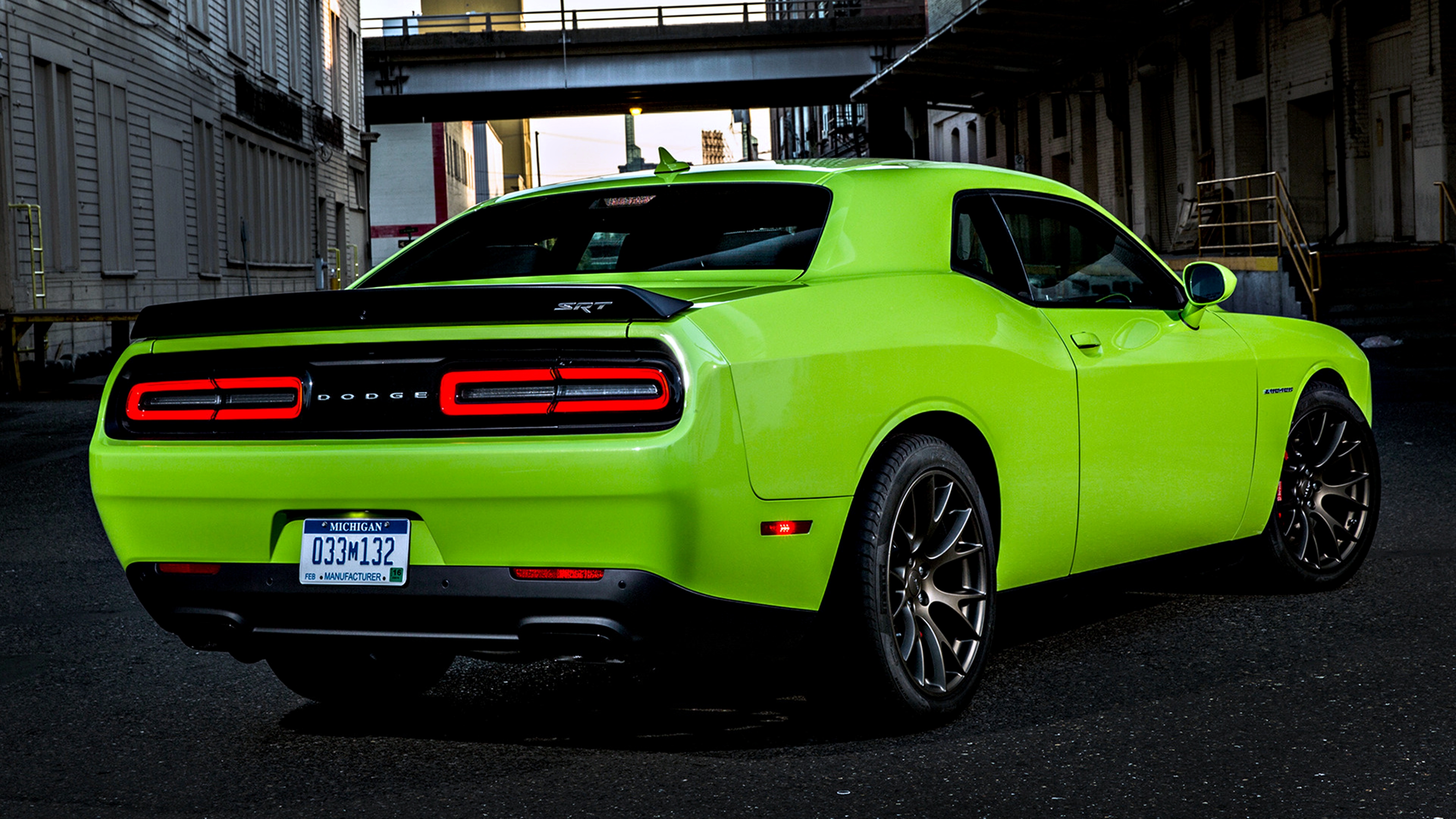 Dodge Challenger Srt, Vehicles