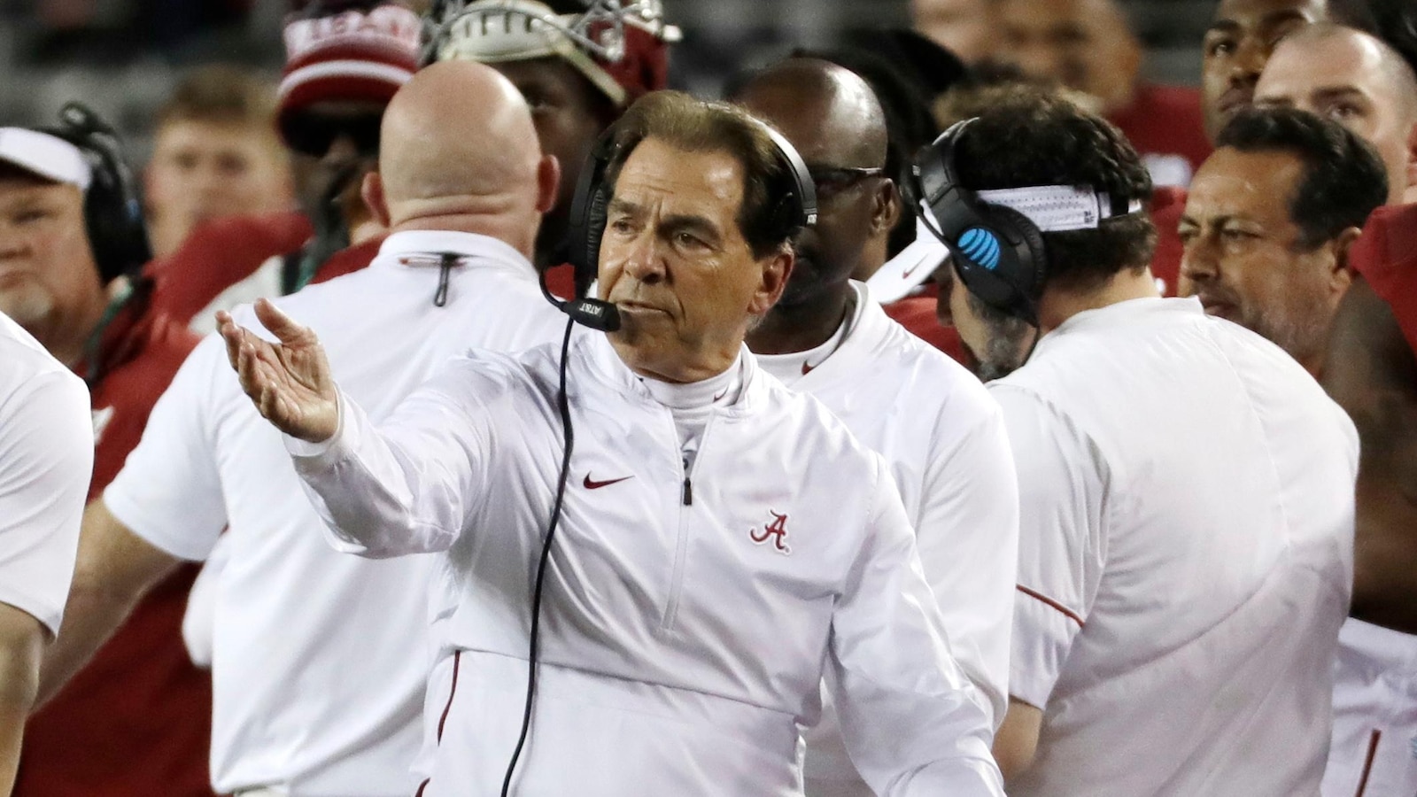 Column: Saban doesn't go out on top