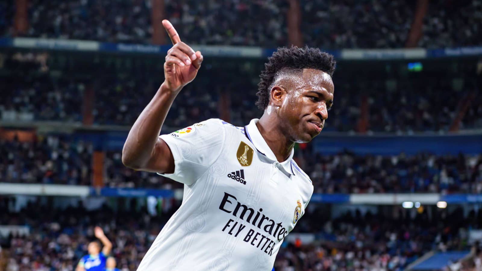 Man Utd to stun Real Madrid with €150m