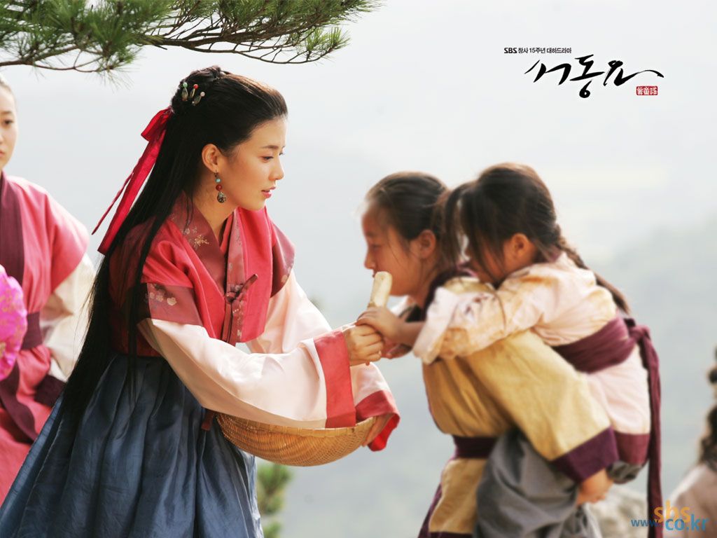 Lee bo young, Ballad, Hanbok