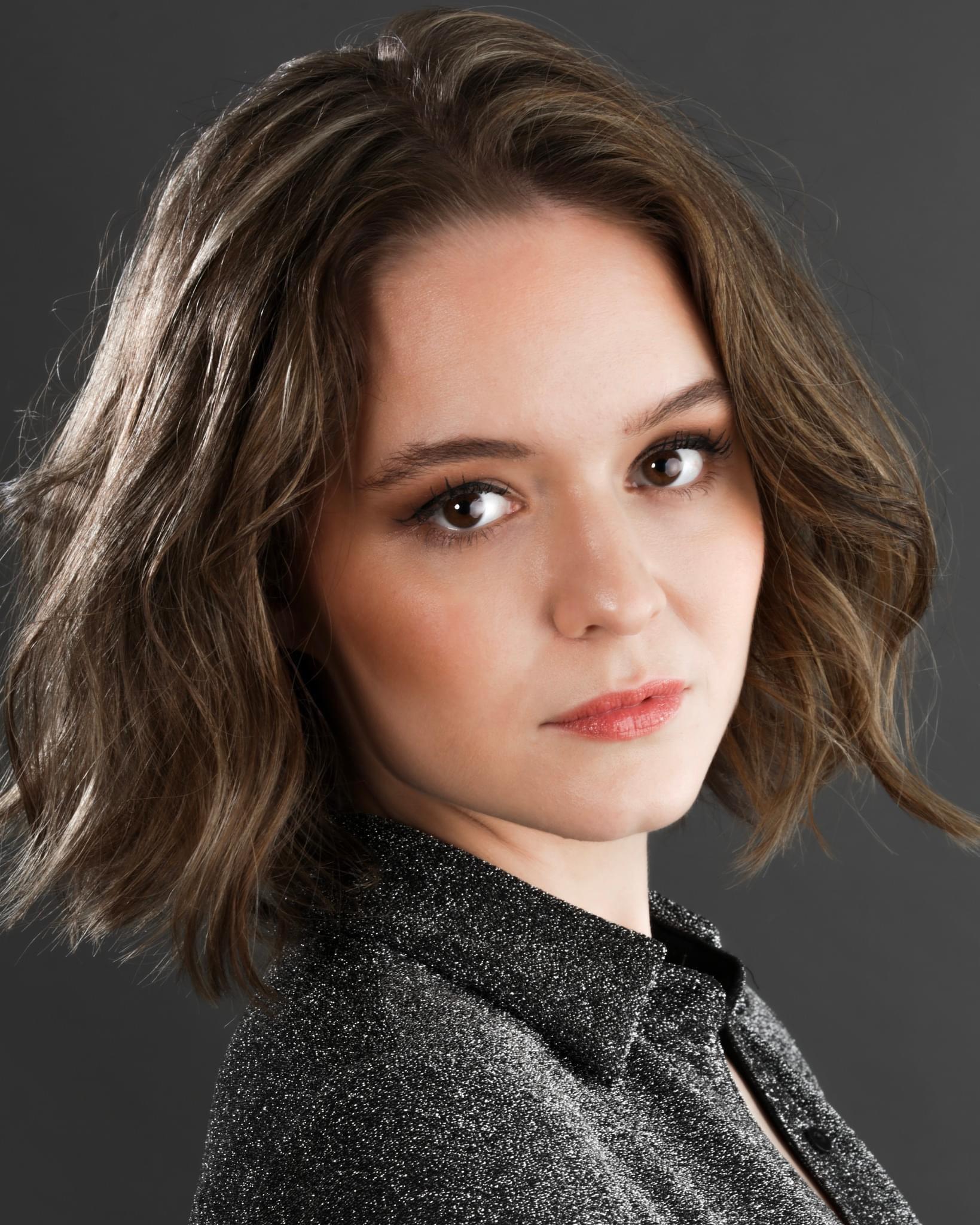 Izabela Vidovic iPhone Wallpapers Wallpaper Cave