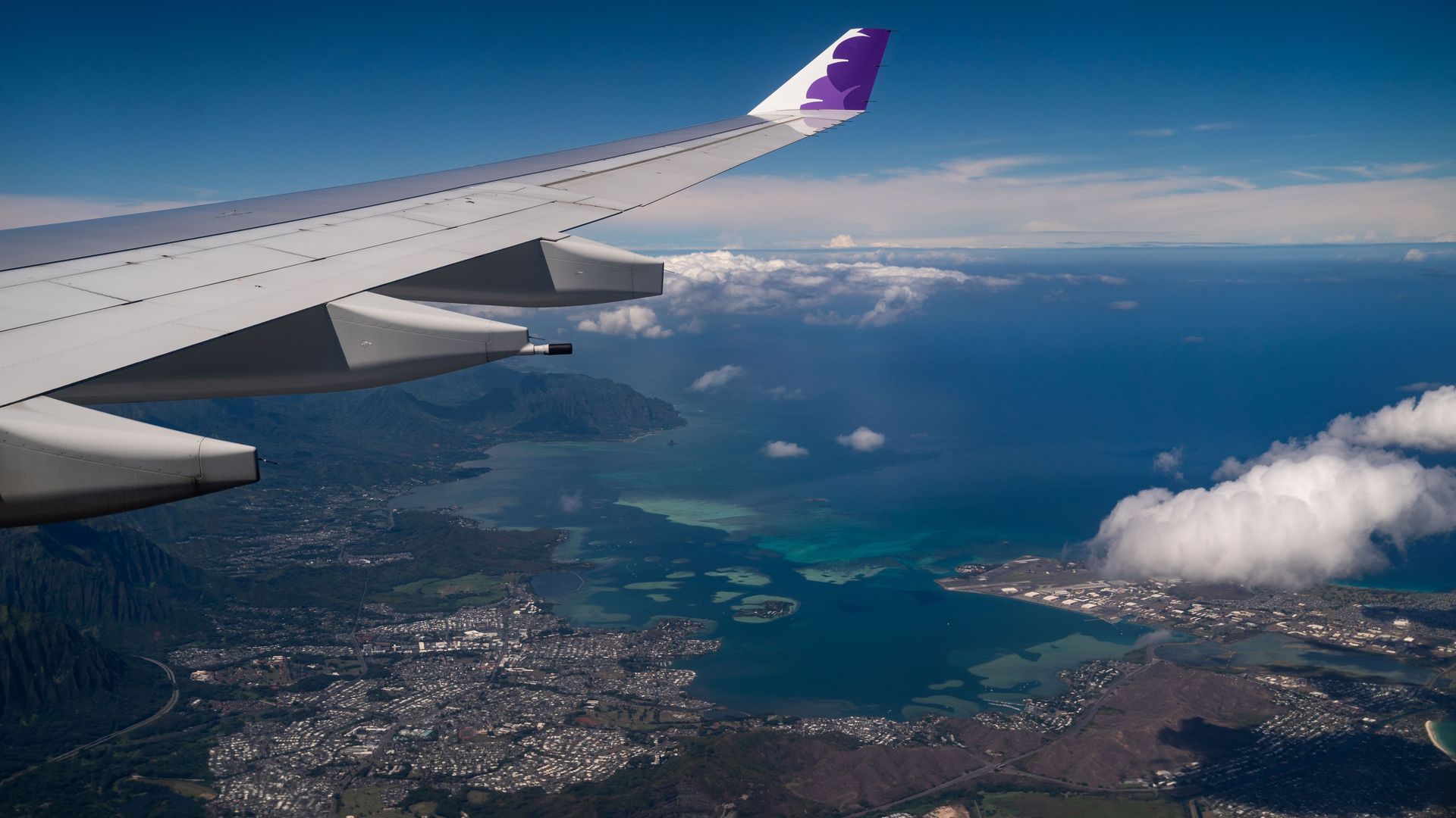 Hawaii flight turbulence leaves 11