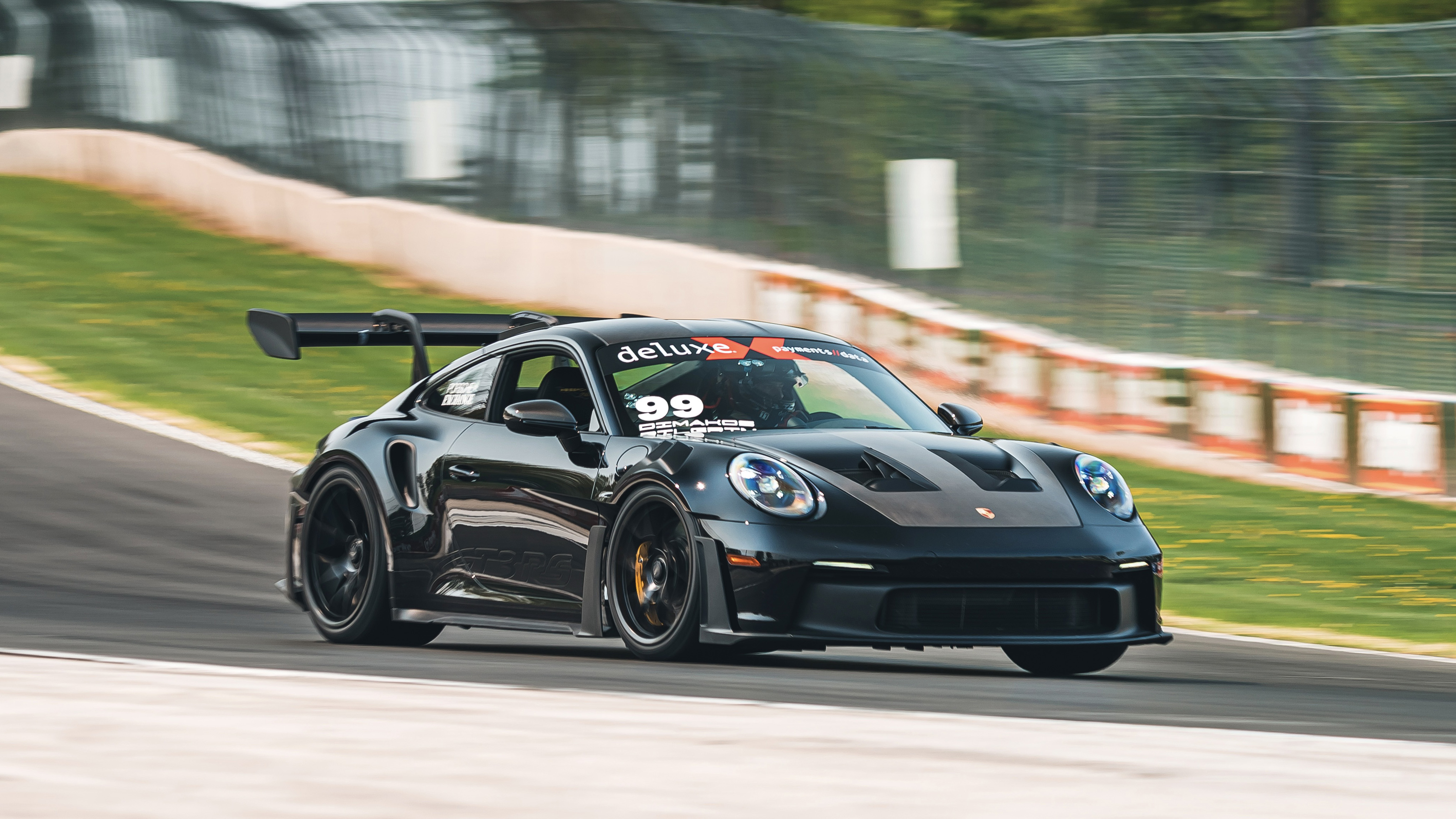 The Porsche 911 GT3 RS has set
