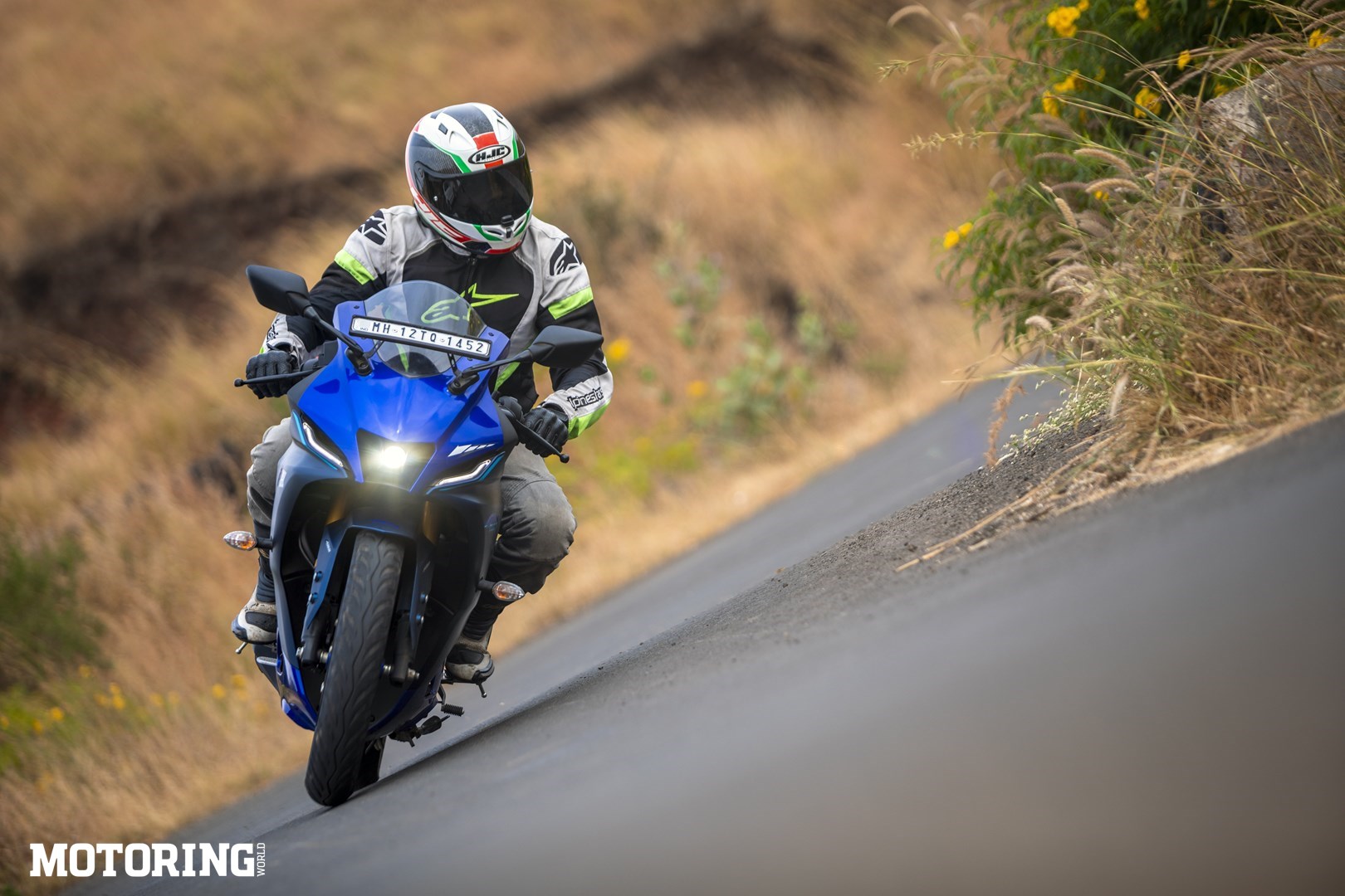 Yamaha YZF R15 V4.0 Review: Blue Streak
