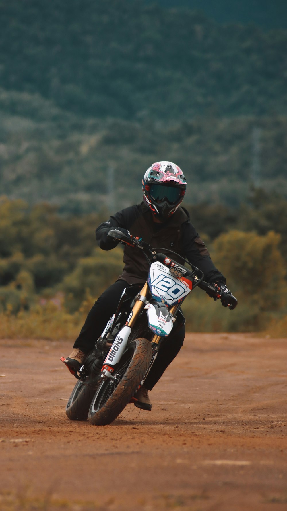Dirt Bike Wallpaper: Free HD Download