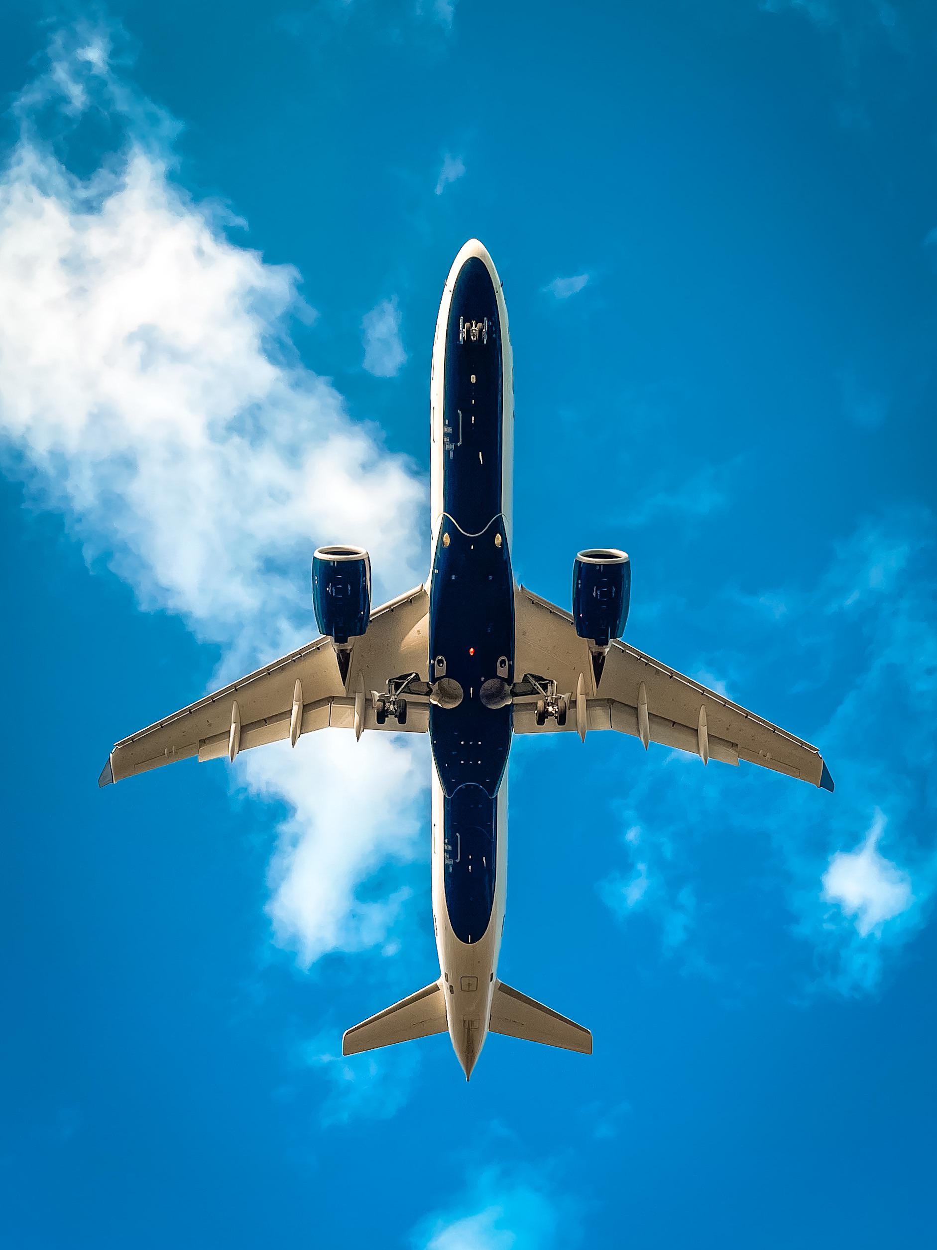 Airbus a220 on final for 22L at KBOS