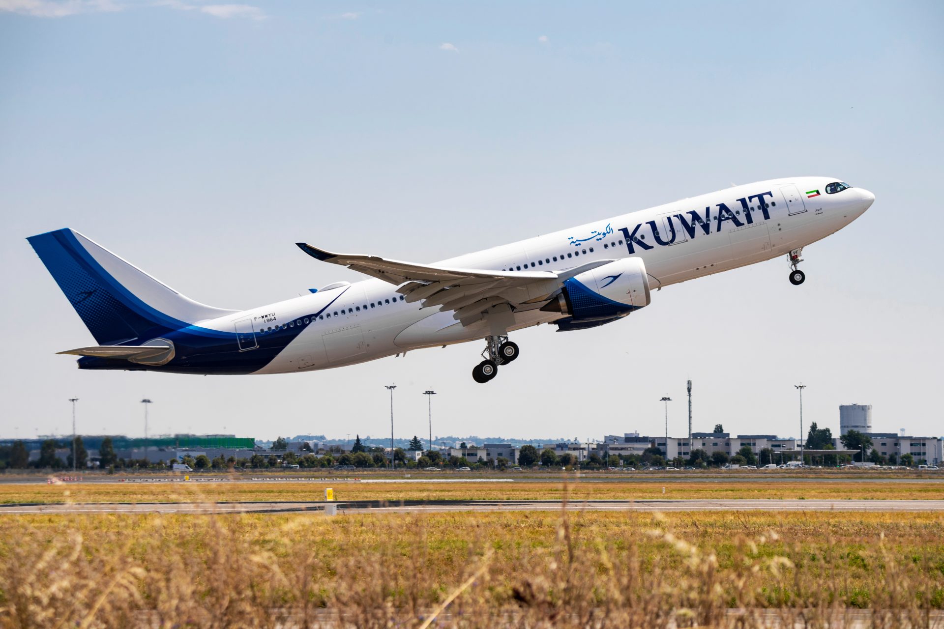 Kuwait Airways To Lease Eight Airbus