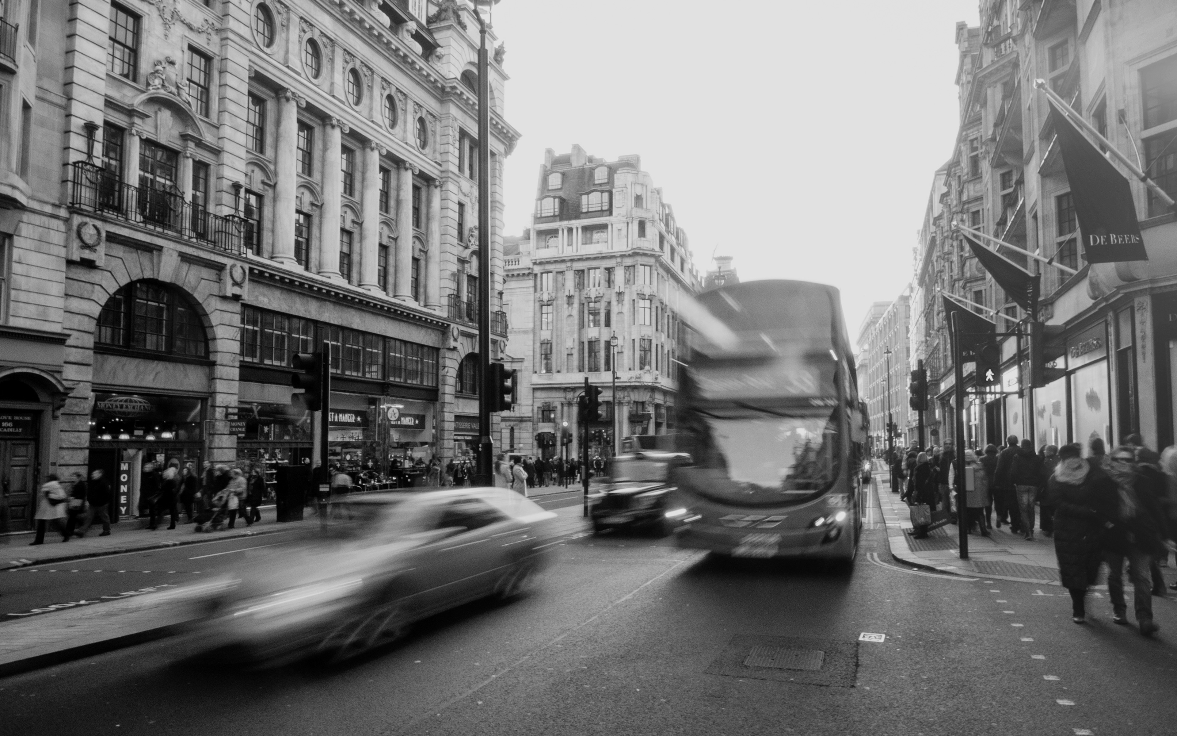London City Street People Winter Dark