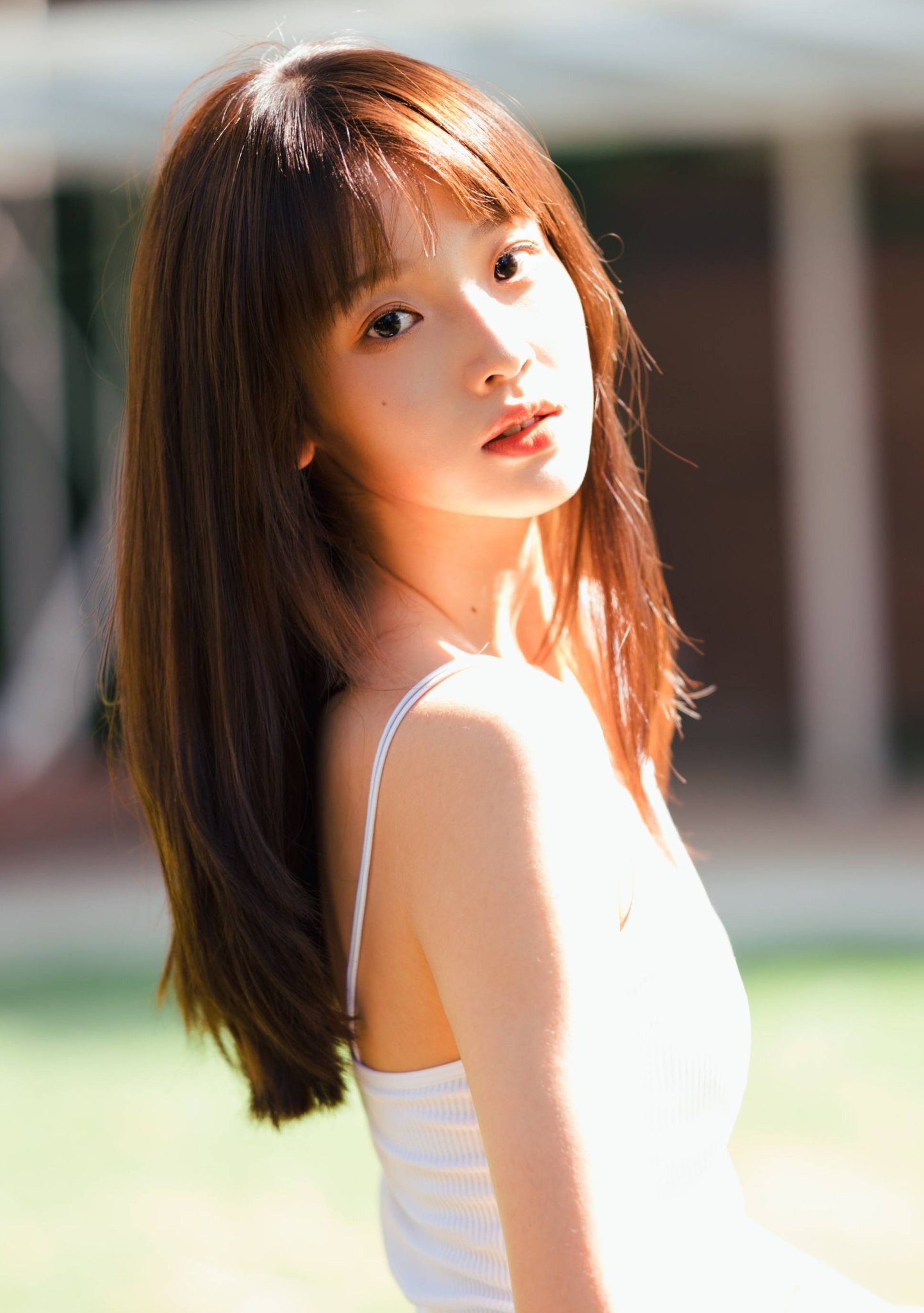 rookie actress Zhang Miaoyi