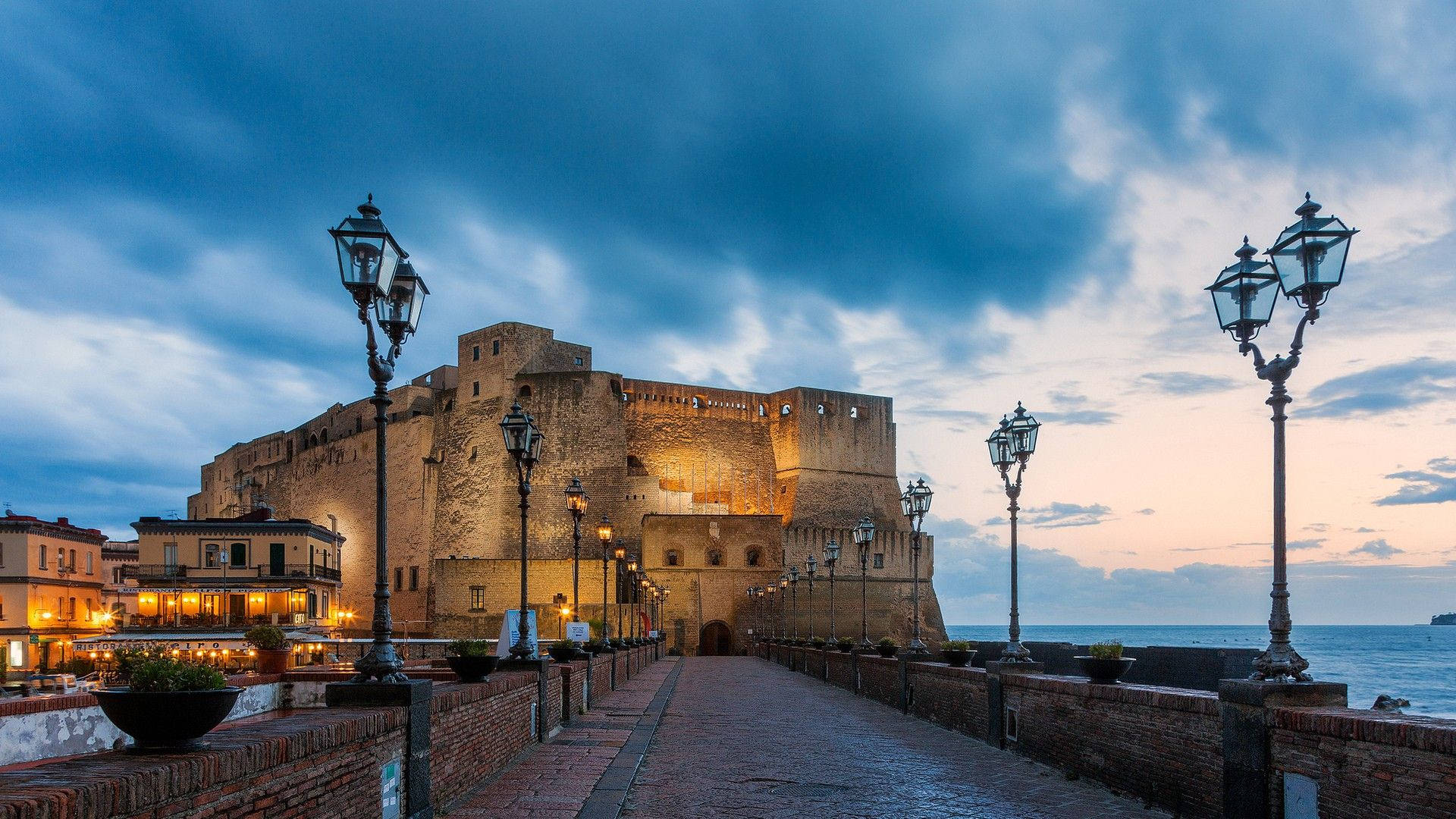 Download Naples Ovo Castle Connecting