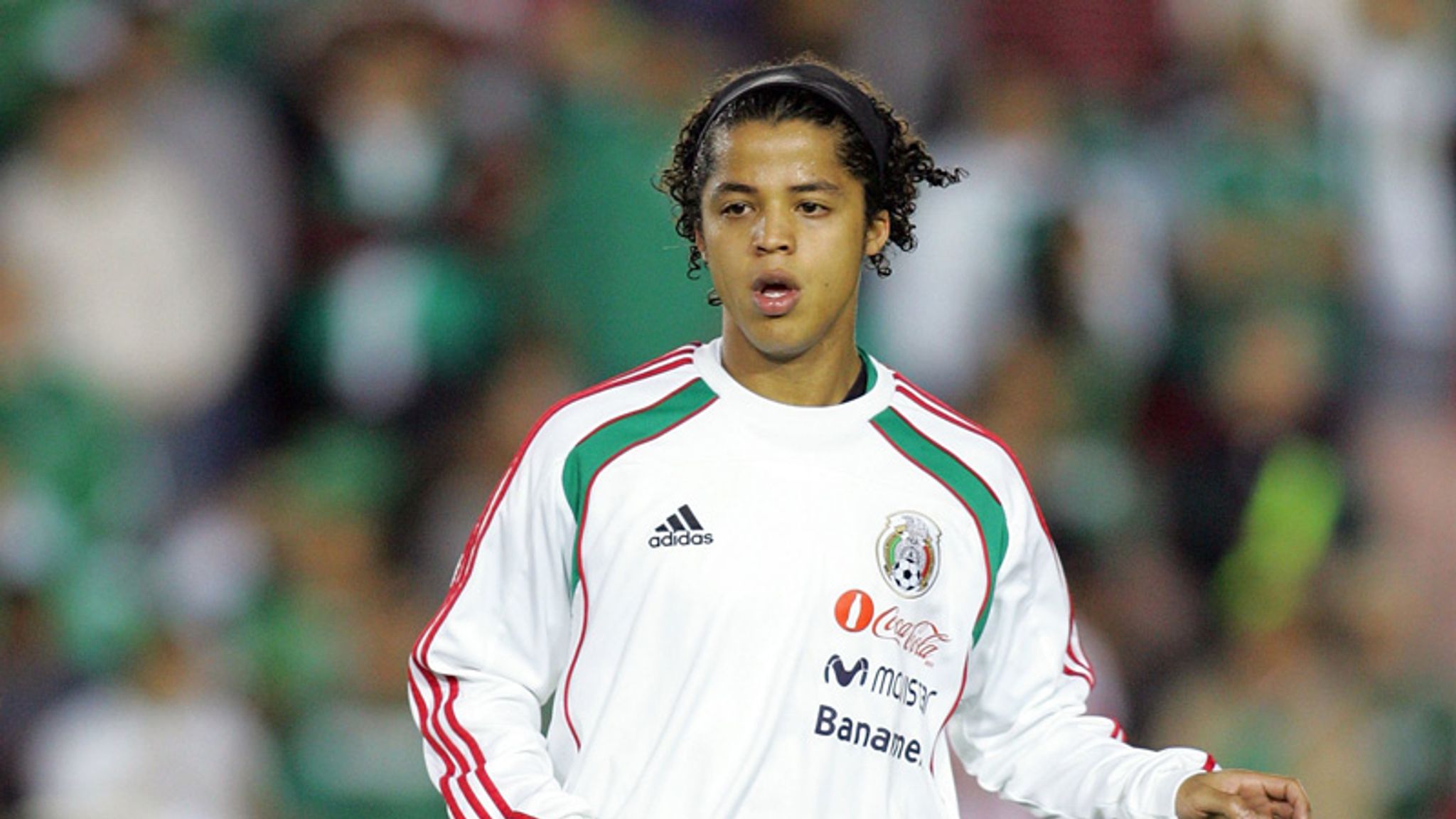 Dos Santos targets Spurs stay