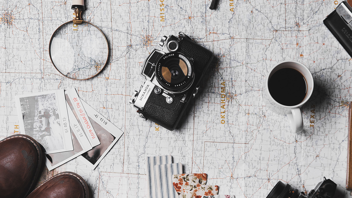 desktop, laptop. nature travel kit