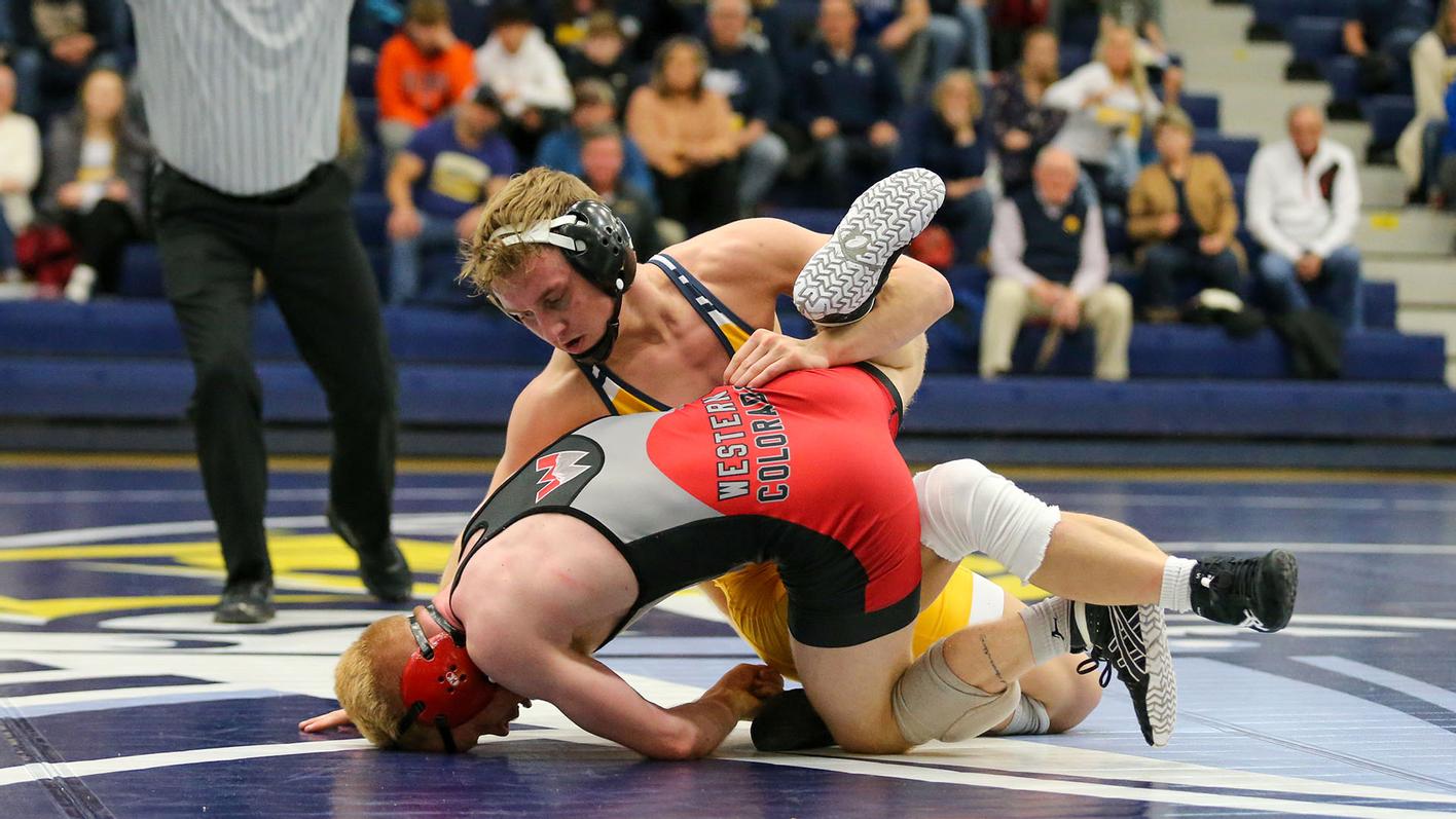 Augustana Wrestling Hosts No. 1 St