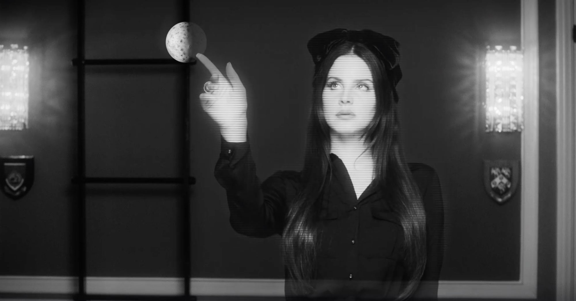 Lana Del Rey Announces Her New Album