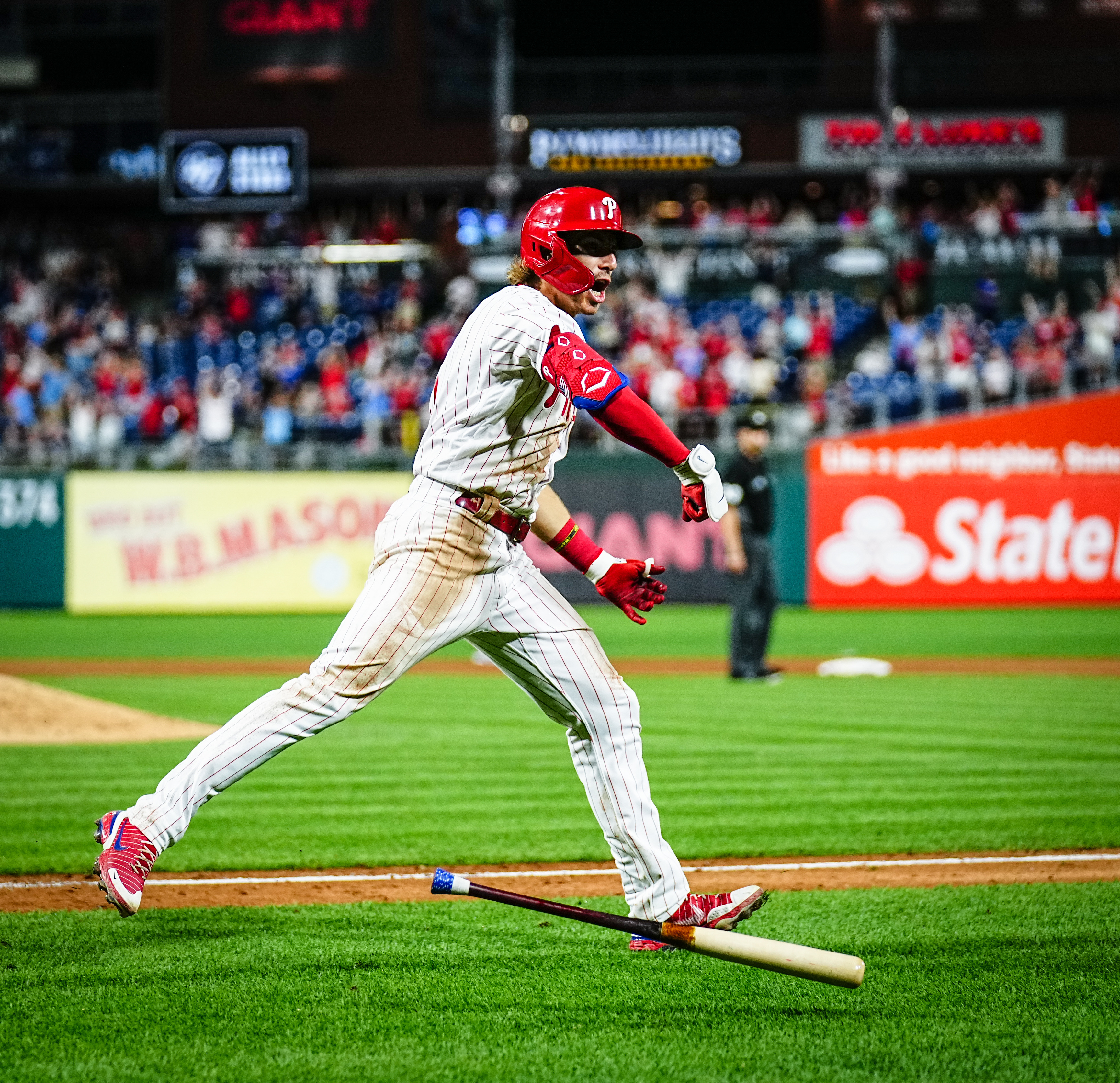 bryson stott wallpaper