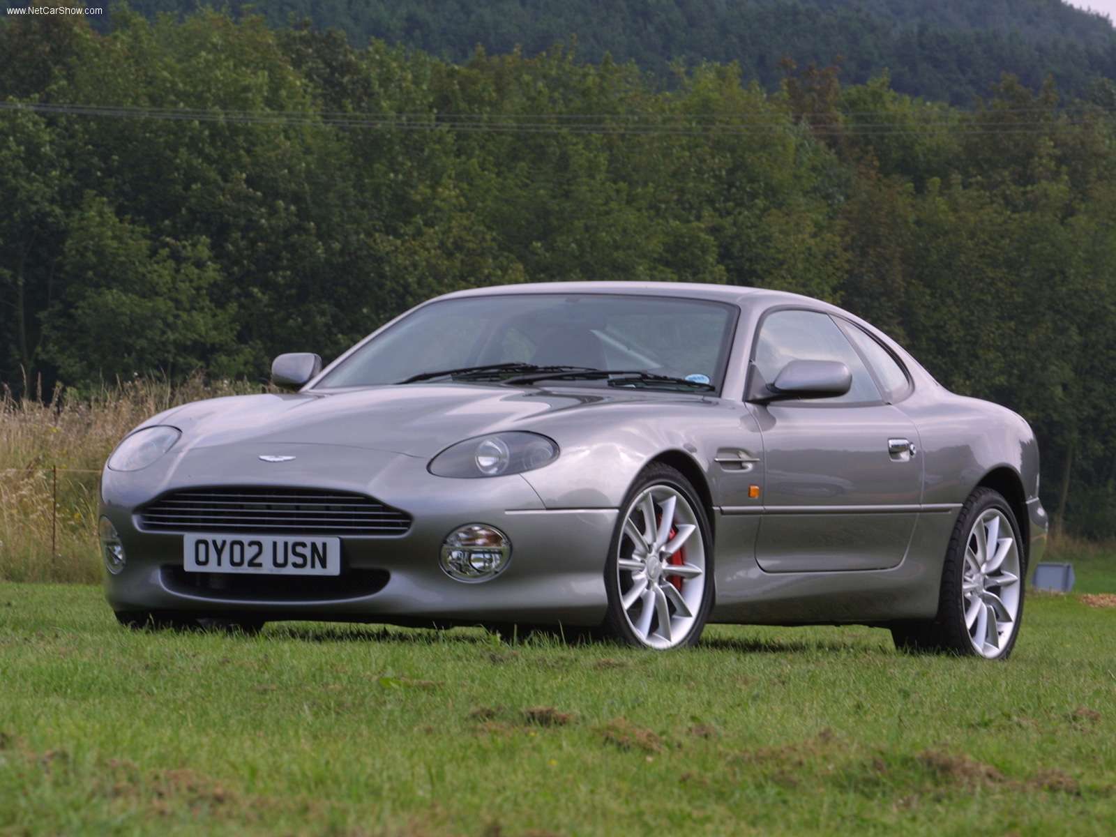 Aston Martin DB7 Wallpaper