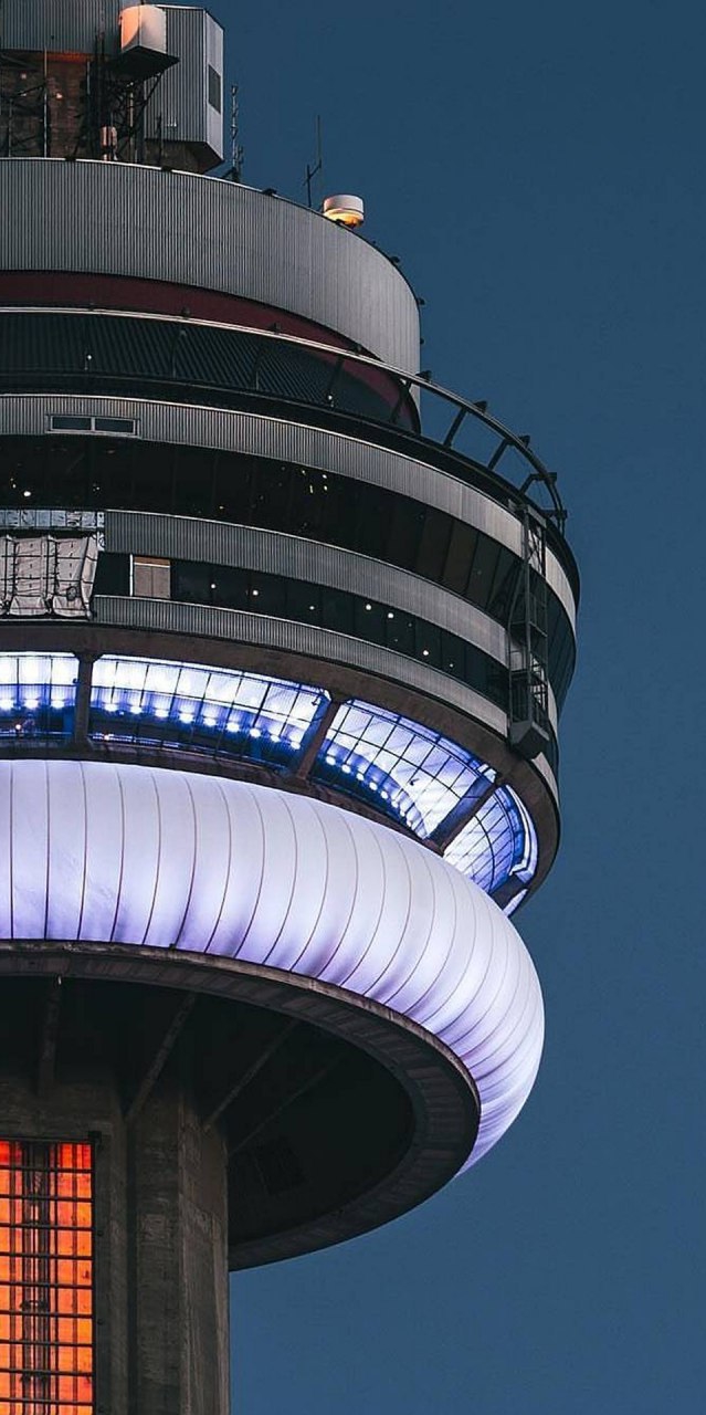 CN Tower Toronto iPhone Wallpaper