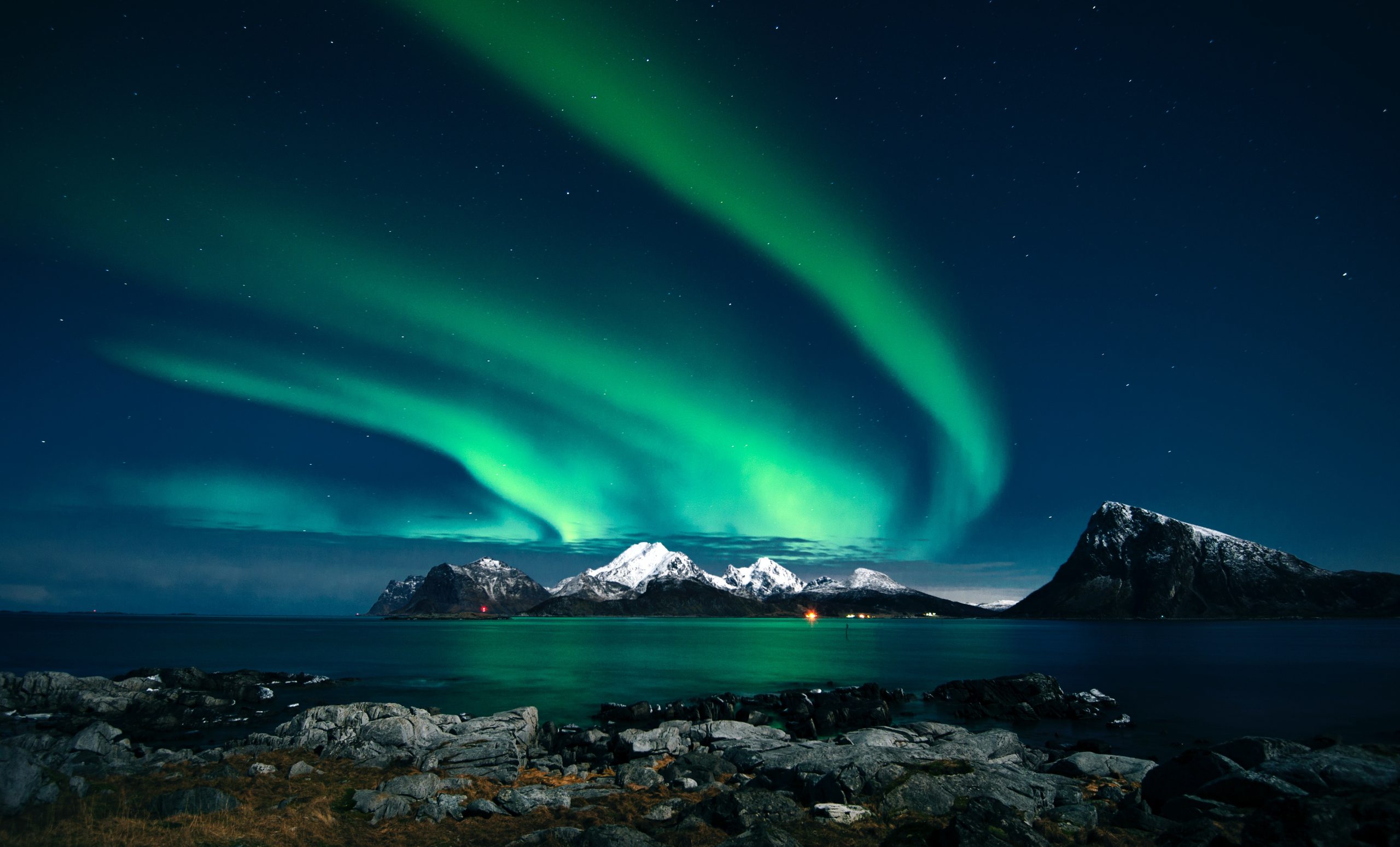 Northern Lights 4K Wallpaper Free Download