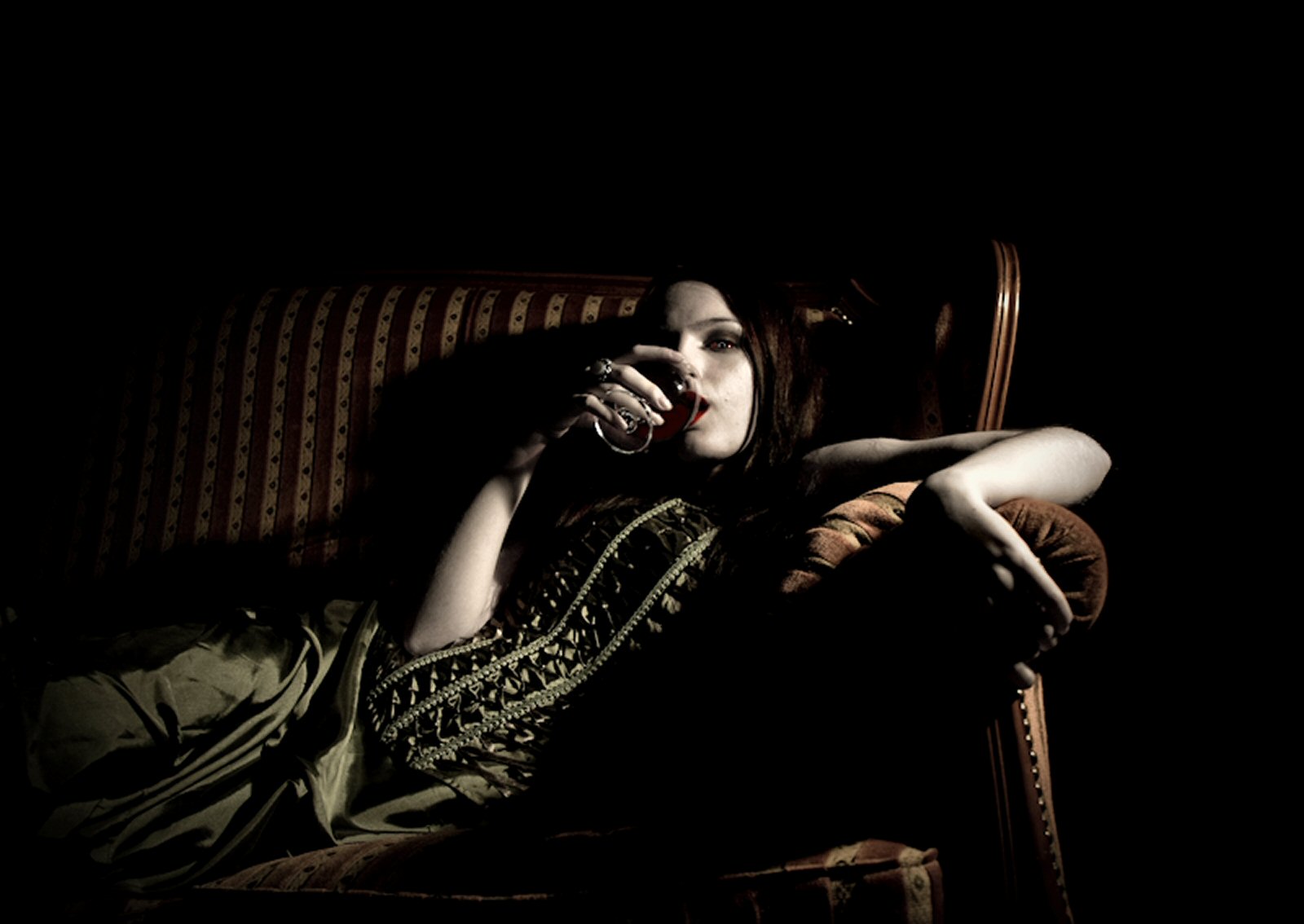 Fantasy Vampire Wallpaper