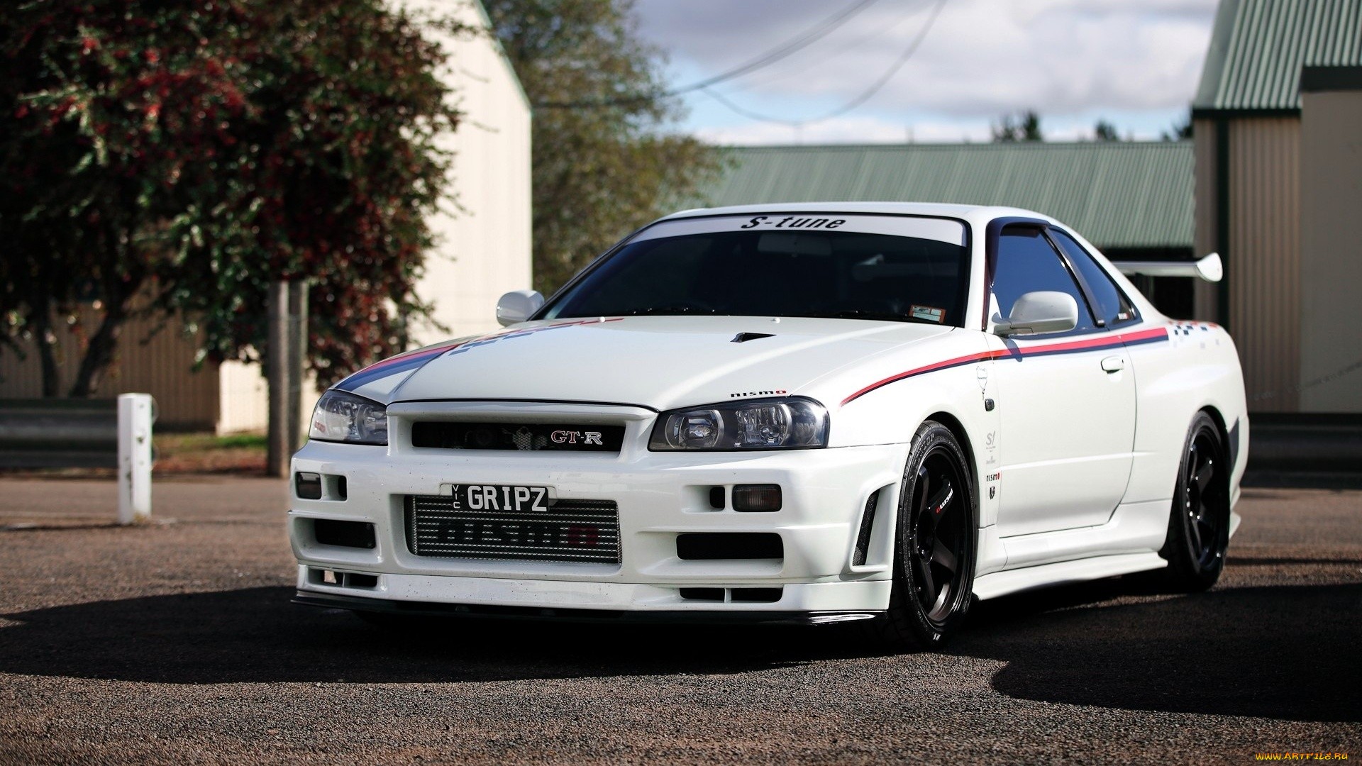 Nissan Skyline R34 supercar tuning