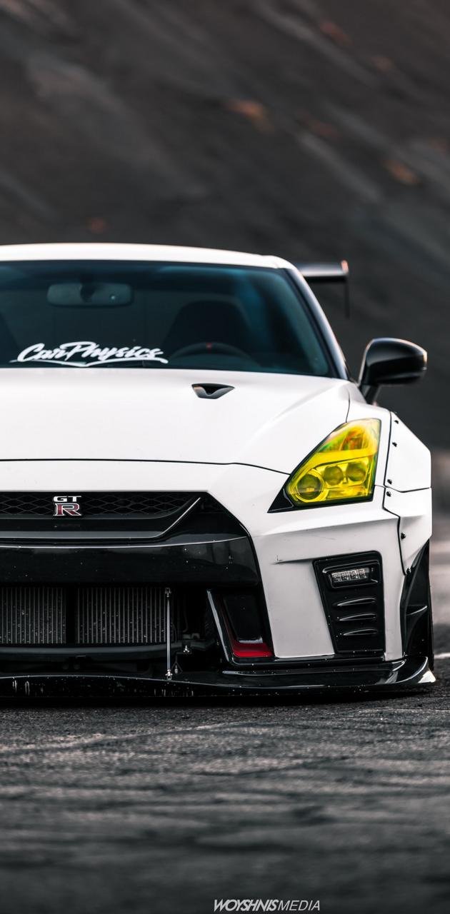 White nissan gtr Wallpaper Download