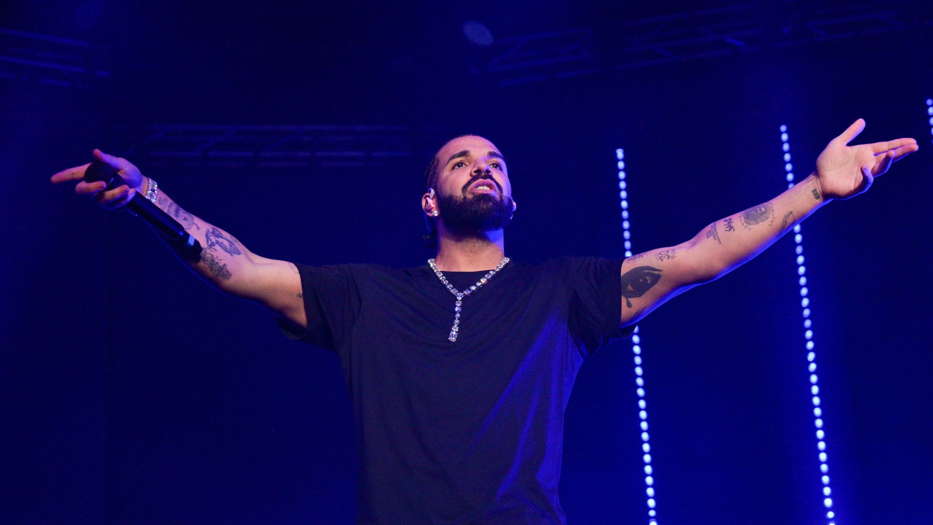 Drake, J. Cole release It's All a Blur