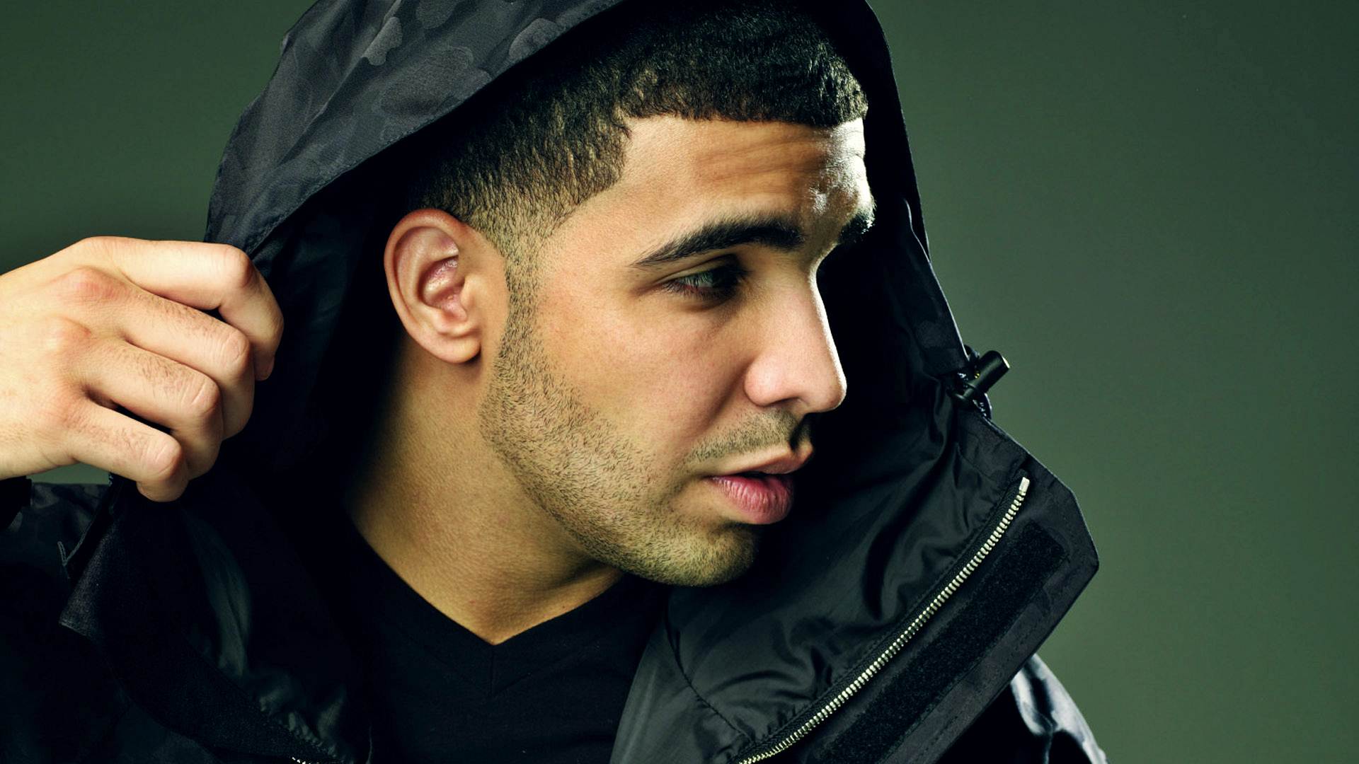 Drake HD Wallpaper: A Touch of Elegance in Music