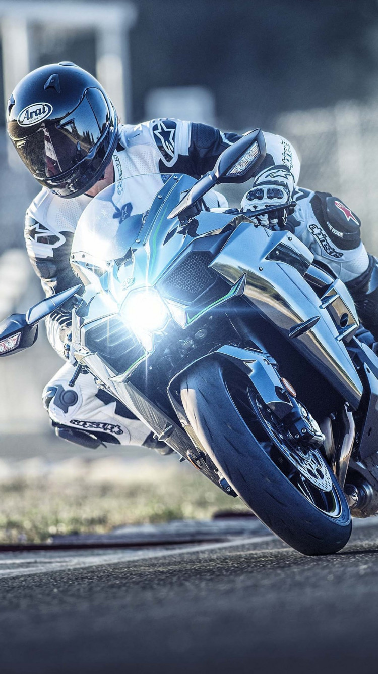 wallpaper: Kawasaki Ninja H2 750x1334