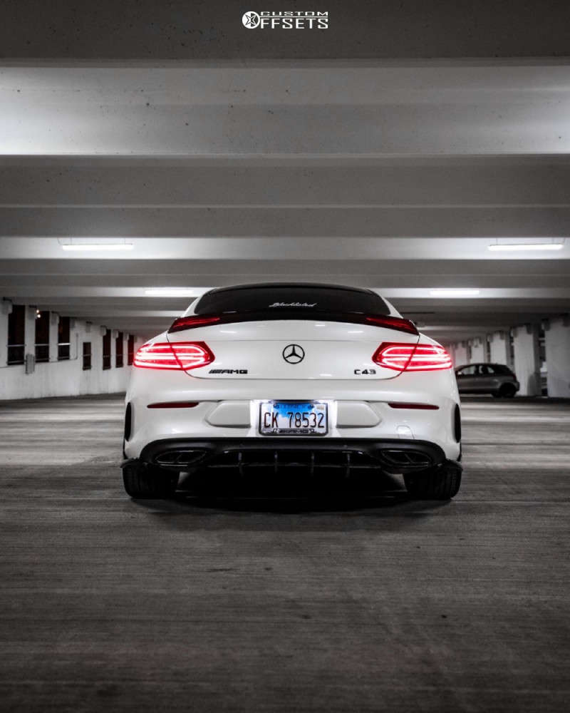 Mercedes Benz C43 AMG With 19x8.5