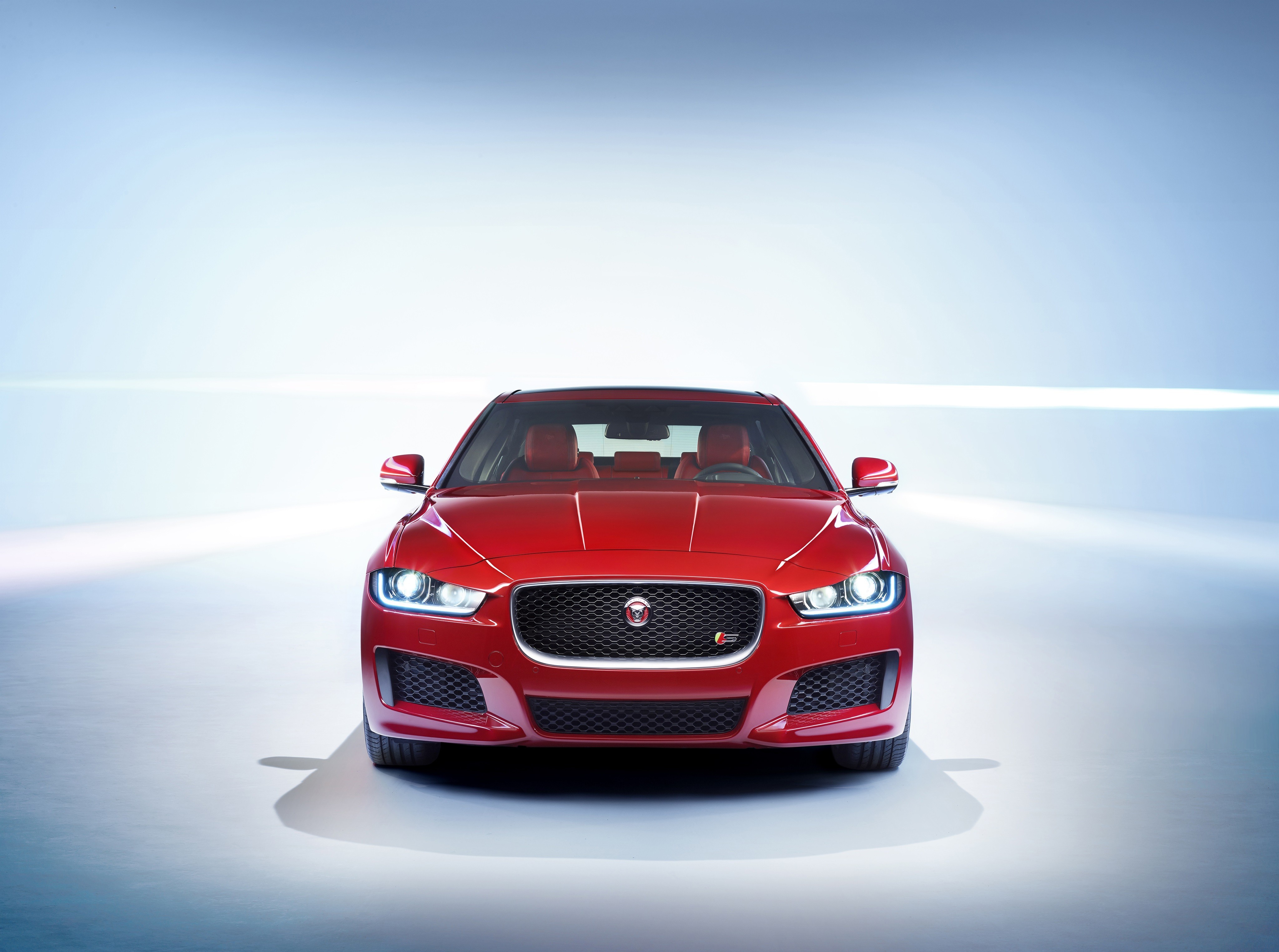 Jaguar XE S
