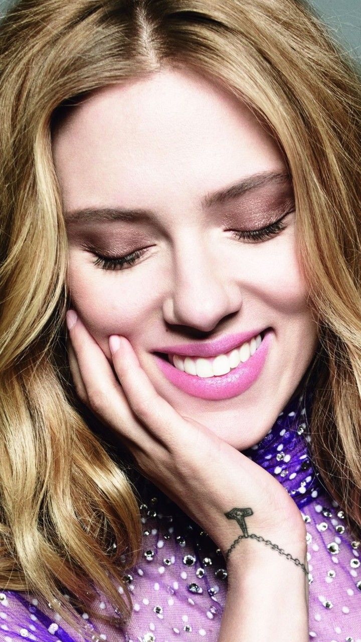 Scarlett Johansson HD Mobile Wallpaper