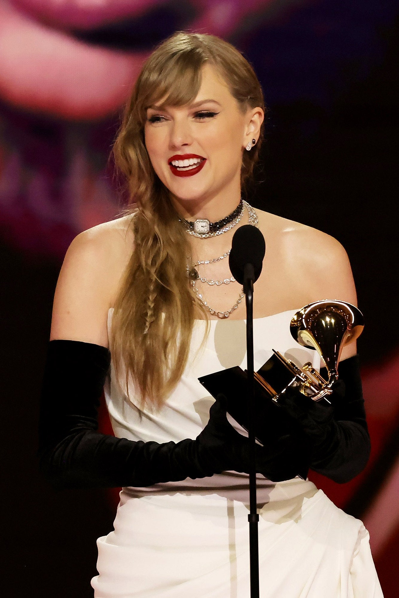 Taylor Swift anuncia su nuevo álbum