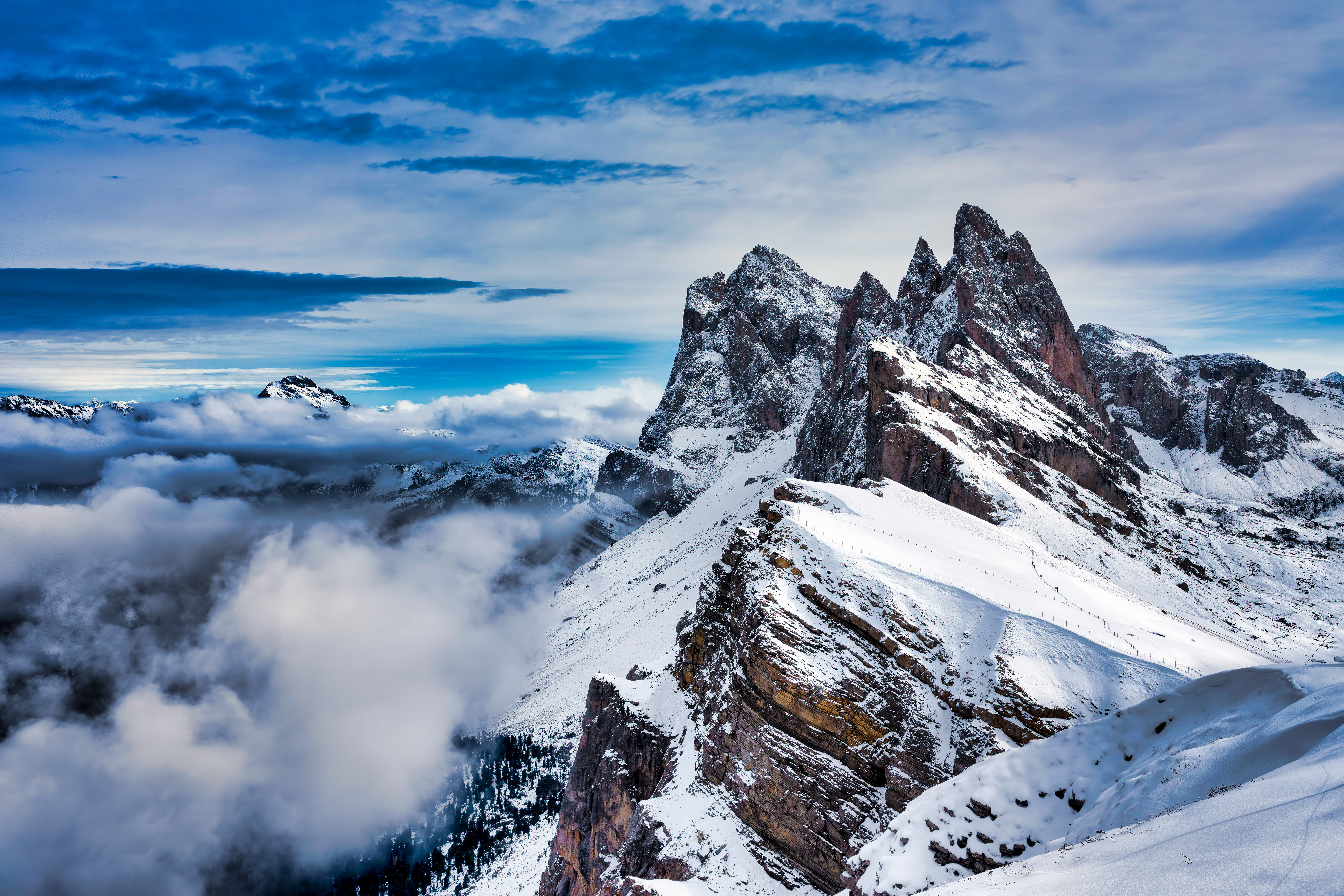 Seceda Mountain Wallpaper 4K, Winter